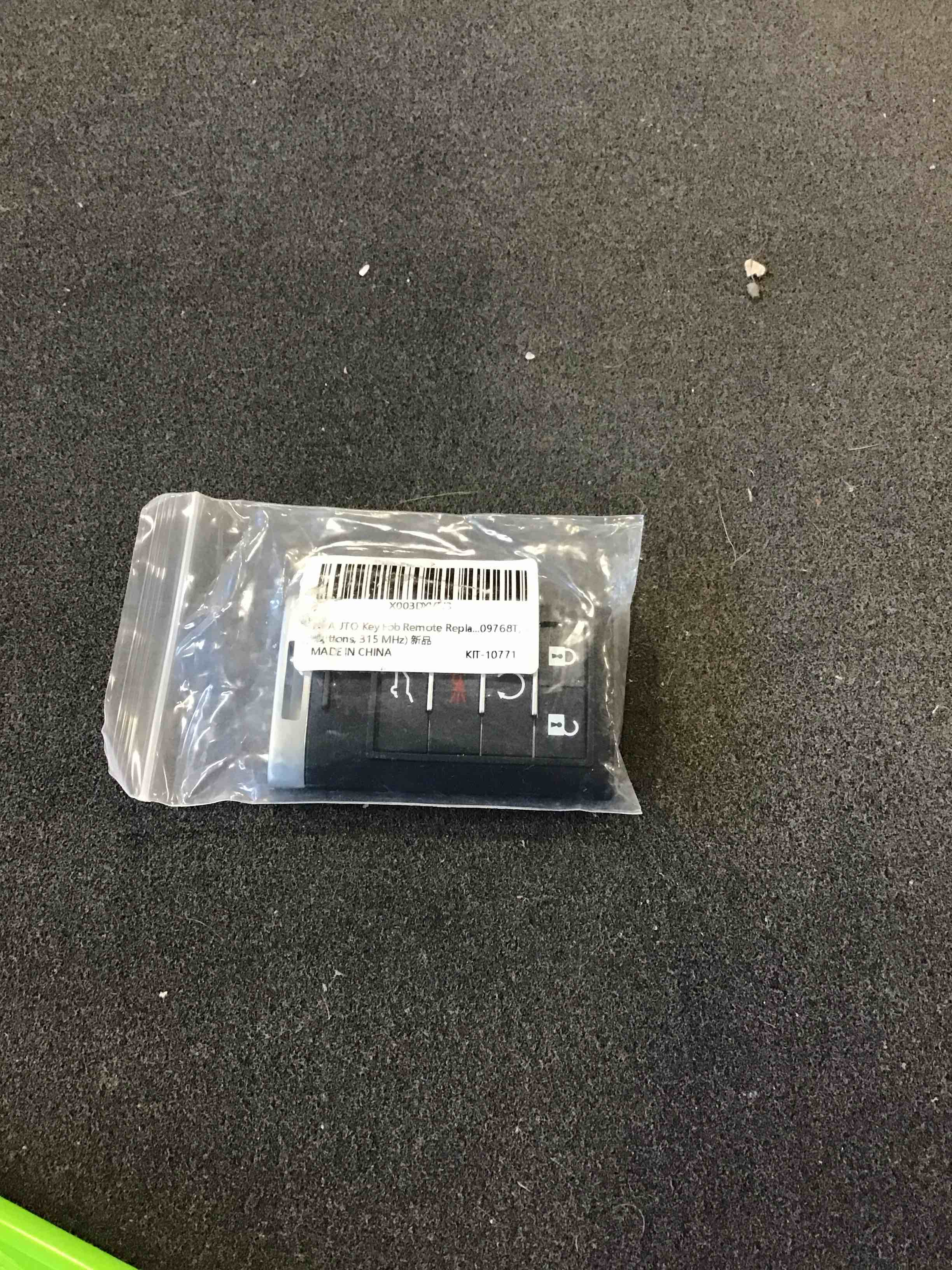 https://s3.amazonaws.com/lotting-images-prod/bidfta/RED6126458_1710336713079.jpeg