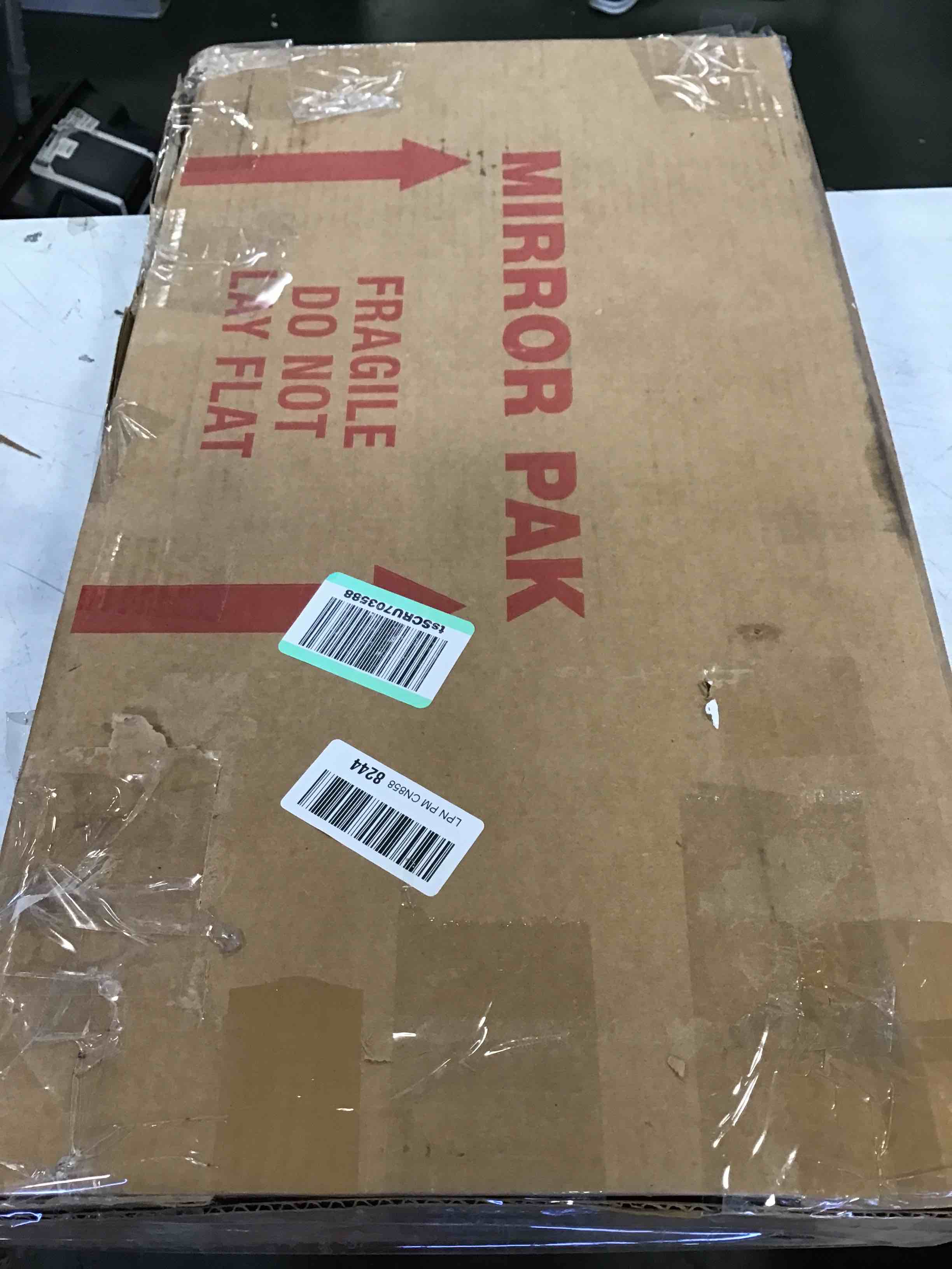 https://s3.amazonaws.com/lotting-images-prod/bidfta/RED6126789_1711043911305.jpeg