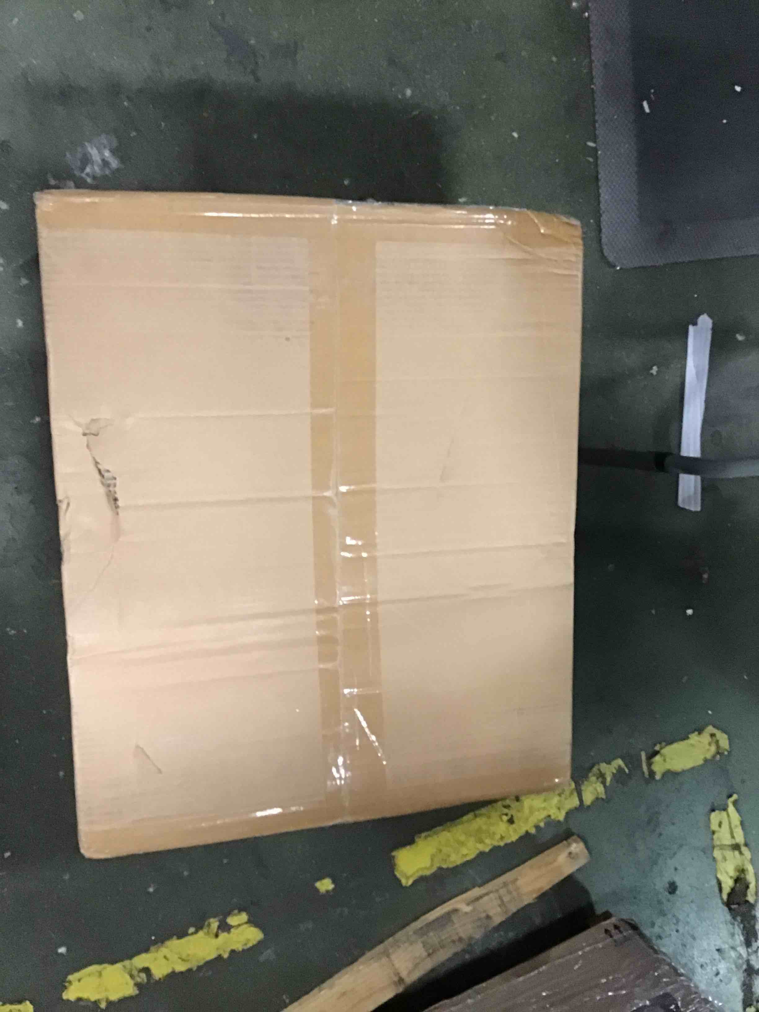 https://s3.amazonaws.com/lotting-images-prod/bidfta/RED6126947_1721699370595.jpeg