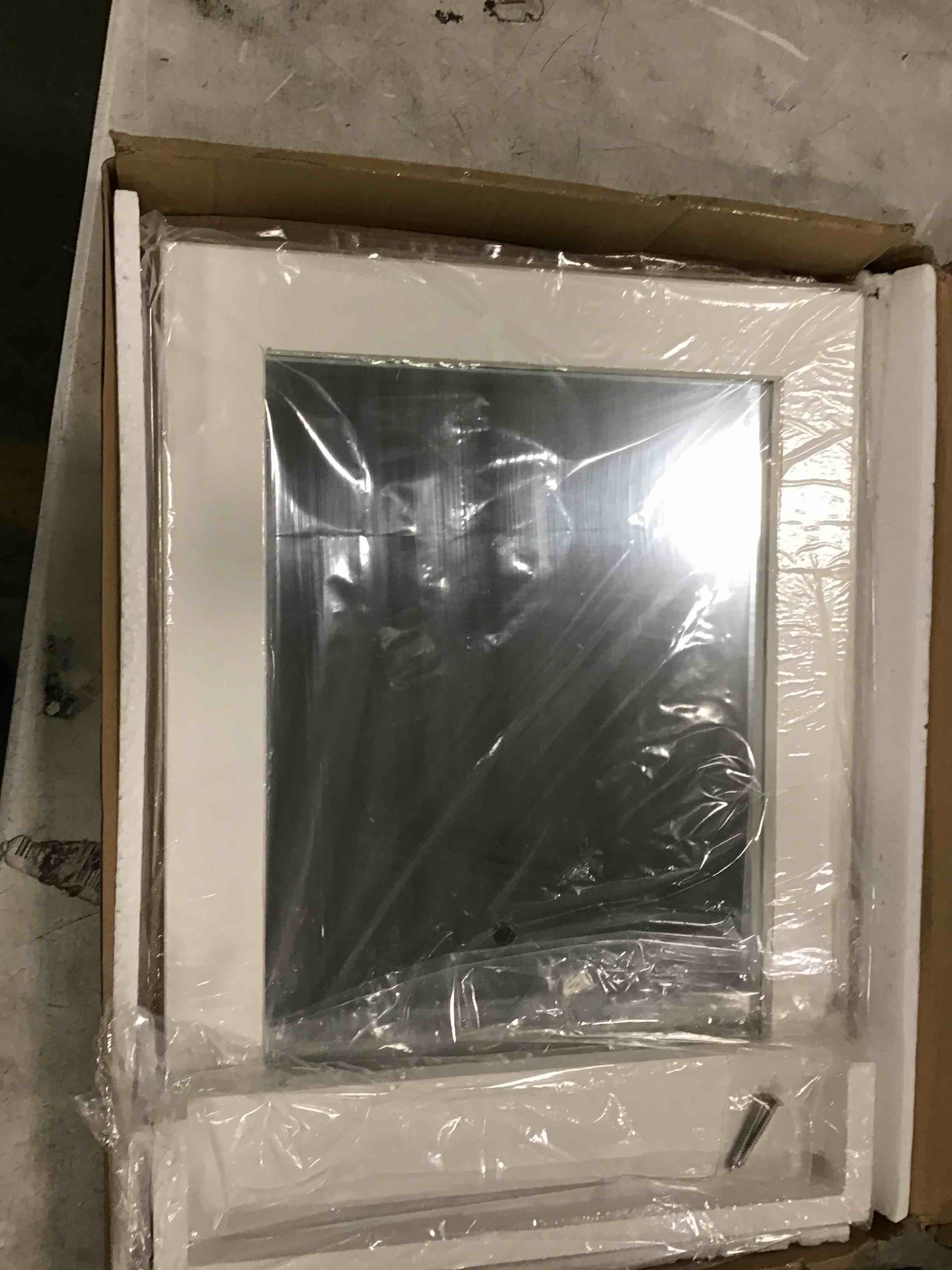 https://s3.amazonaws.com/lotting-images-prod/bidfta/RED6127110_1721782360478.jpeg