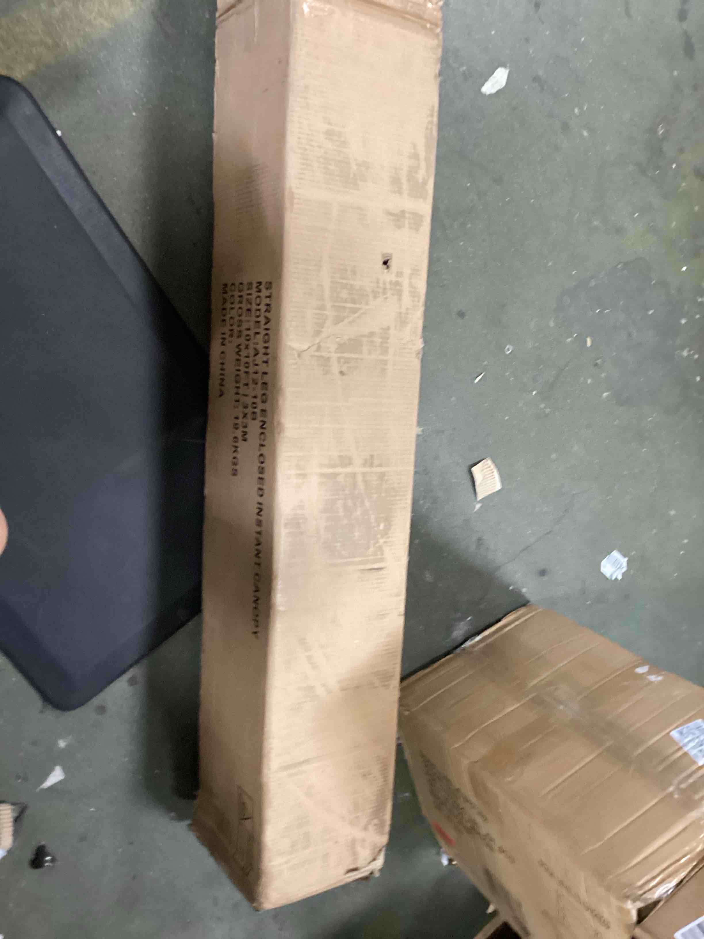 https://s3.amazonaws.com/lotting-images-prod/bidfta/RED6127426_1721842845107.jpeg