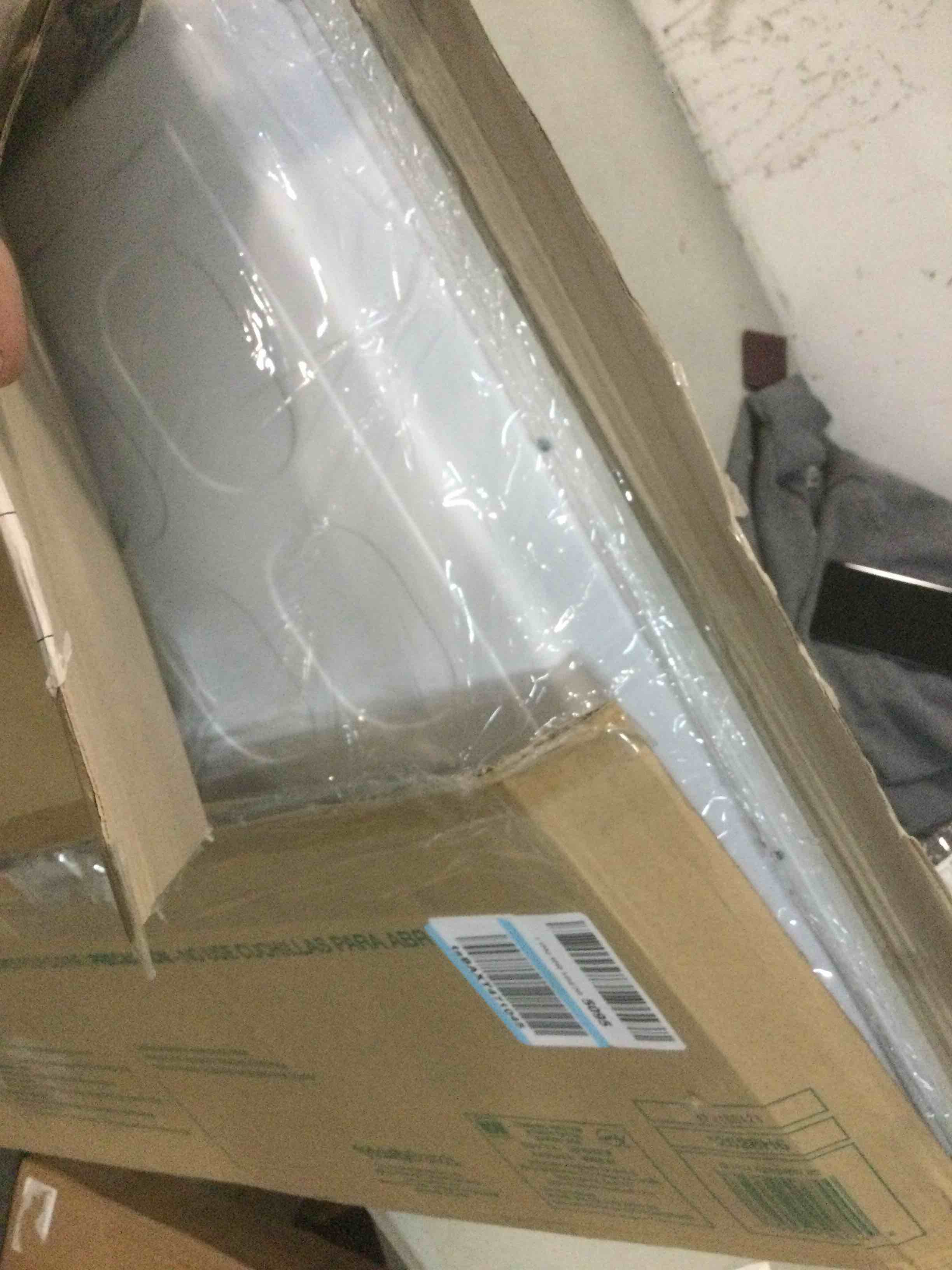 https://s3.amazonaws.com/lotting-images-prod/bidfta/RED6129554_1709138393281.jpeg