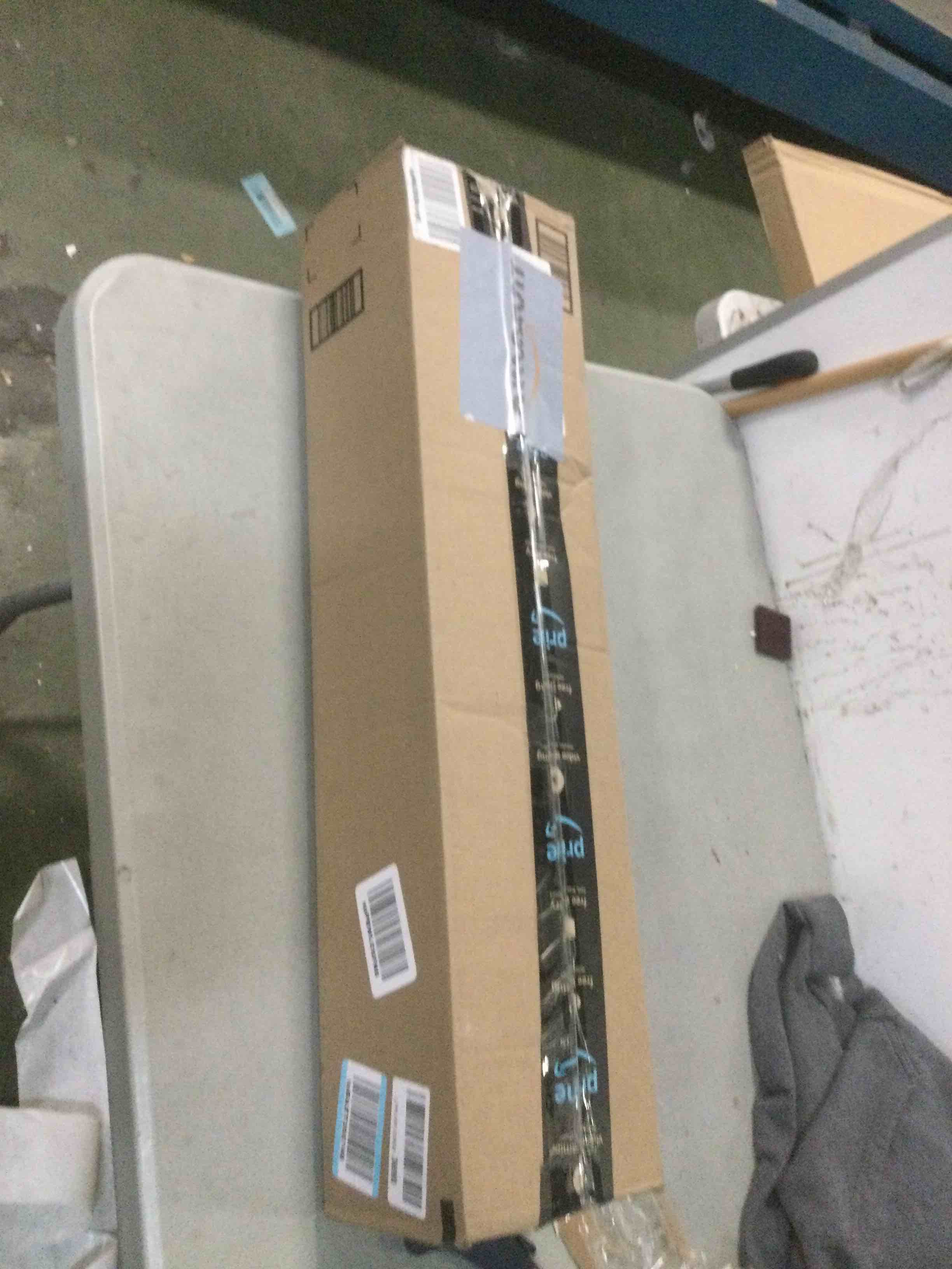 https://s3.amazonaws.com/lotting-images-prod/bidfta/RED6129626_1709146425528.jpeg