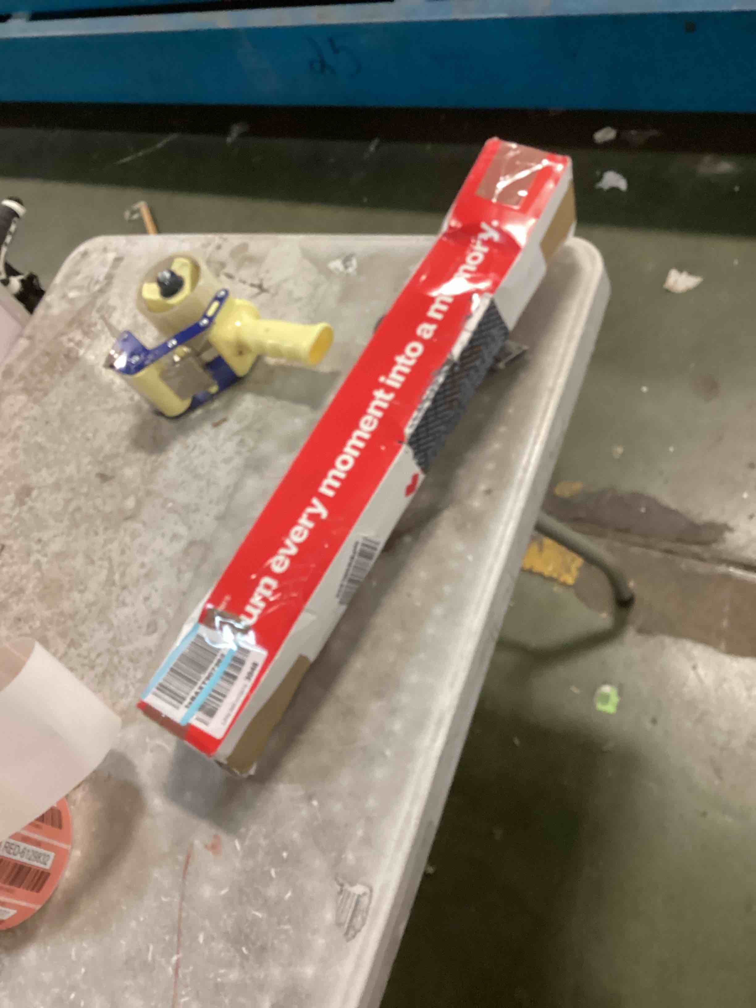 https://s3.amazonaws.com/lotting-images-prod/bidfta/RED6129824_1709217127070.jpeg