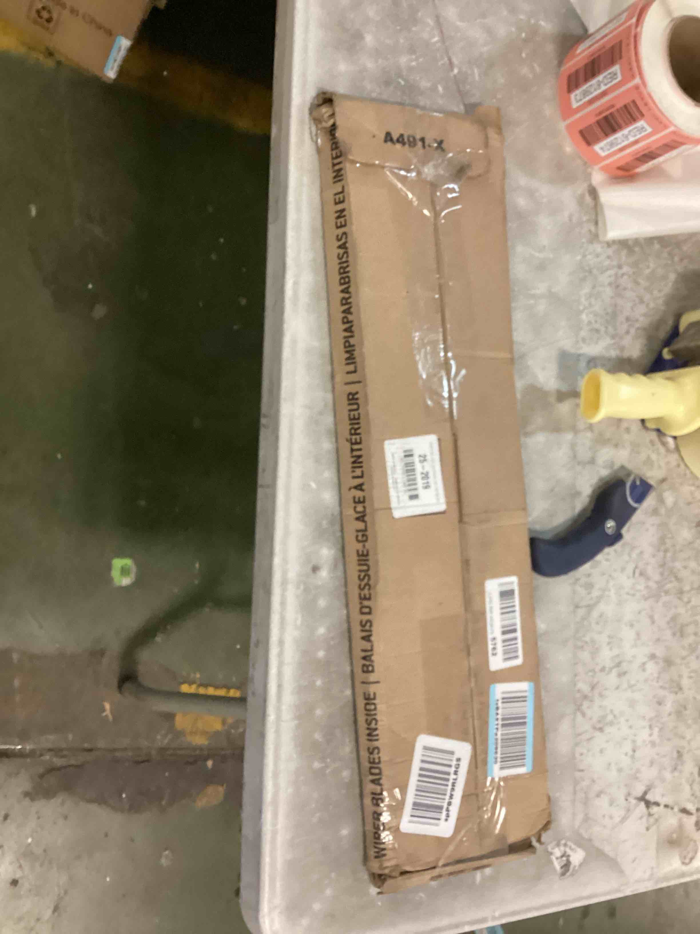 https://s3.amazonaws.com/lotting-images-prod/bidfta/RED6129872_1709221056567.jpeg