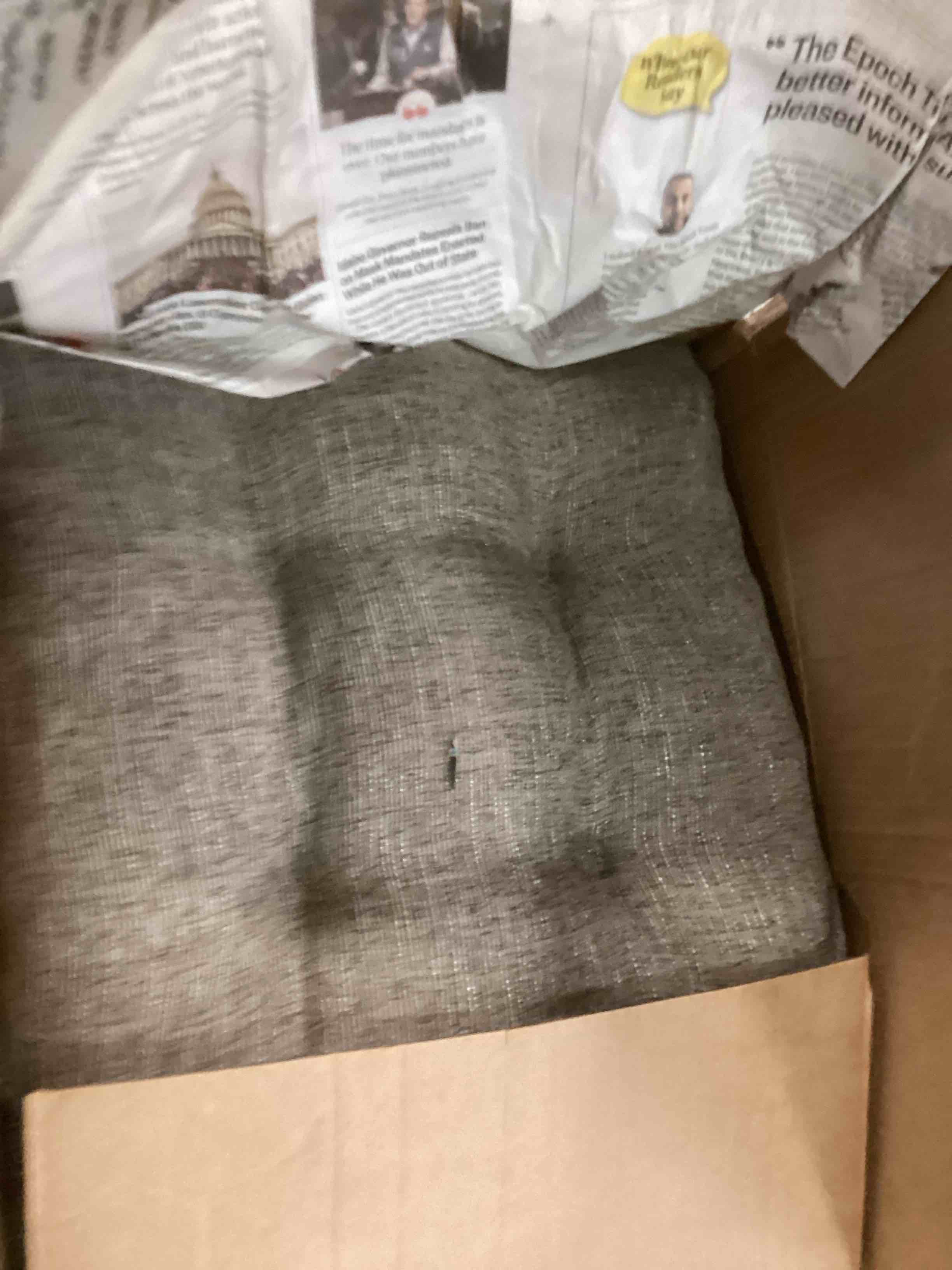 https://s3.amazonaws.com/lotting-images-prod/bidfta/RED6130388_1709326066322.jpeg