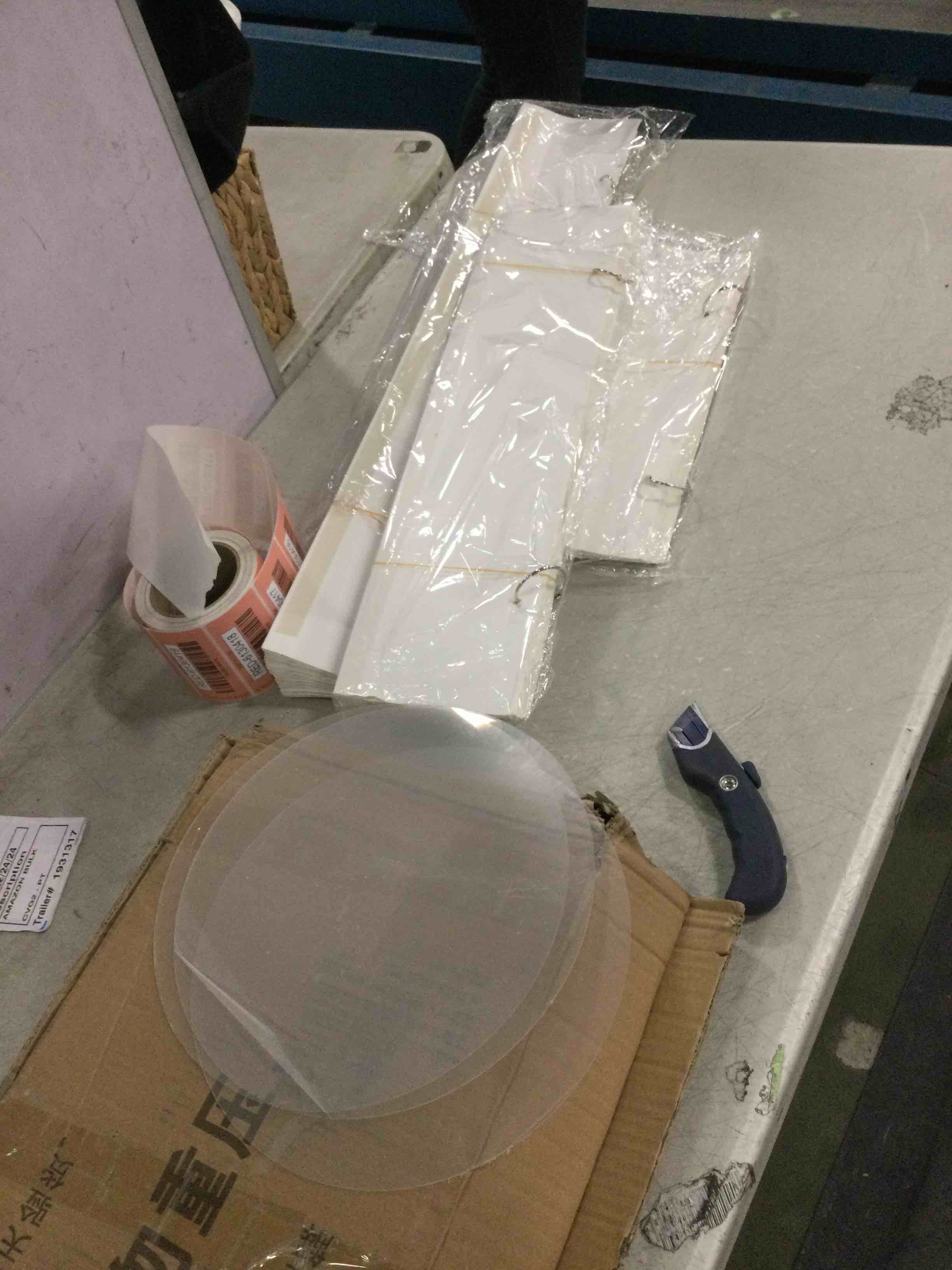 https://s3.amazonaws.com/lotting-images-prod/bidfta/RED6130413_1709381492842.jpeg