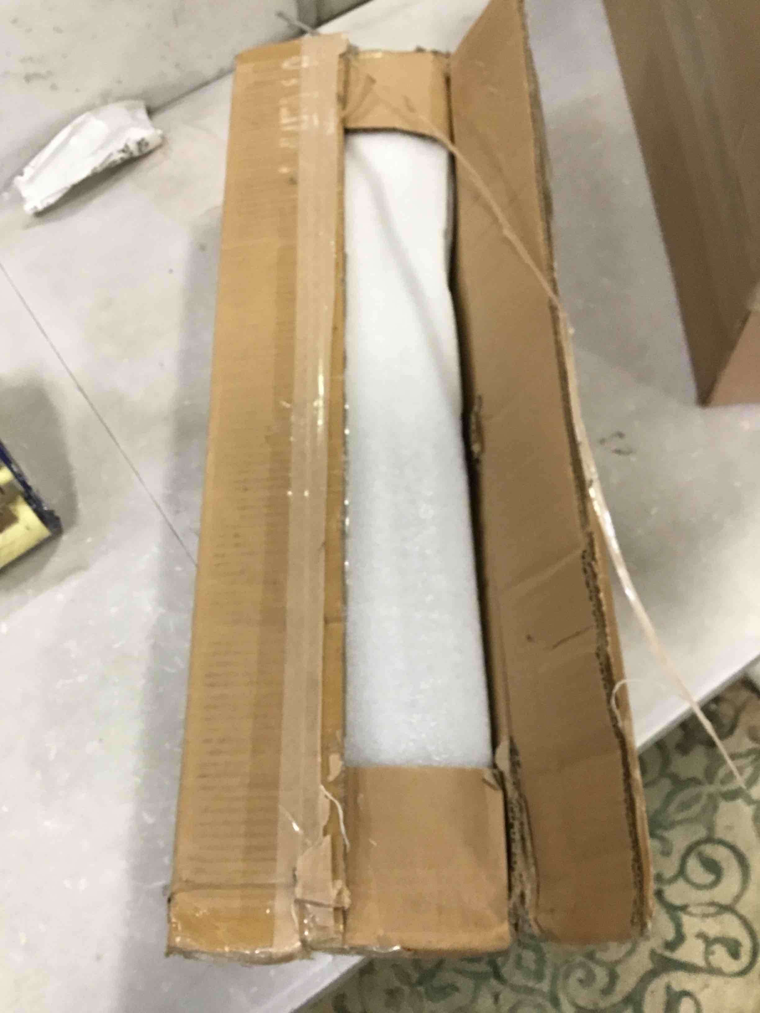 https://s3.amazonaws.com/lotting-images-prod/bidfta/RED6130690_1709557518027.jpeg