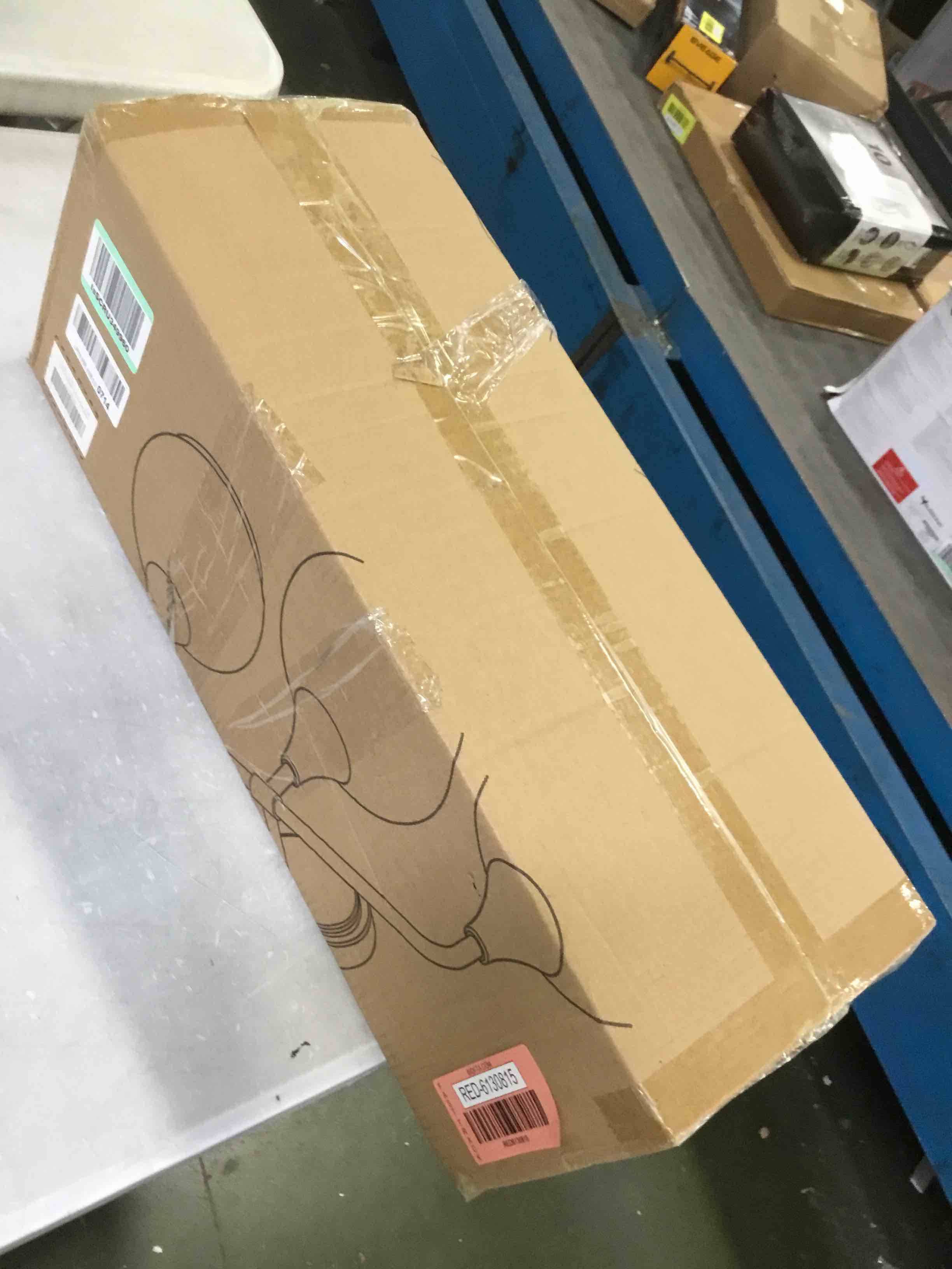 https://s3.amazonaws.com/lotting-images-prod/bidfta/RED6130816_1709576040085.jpeg