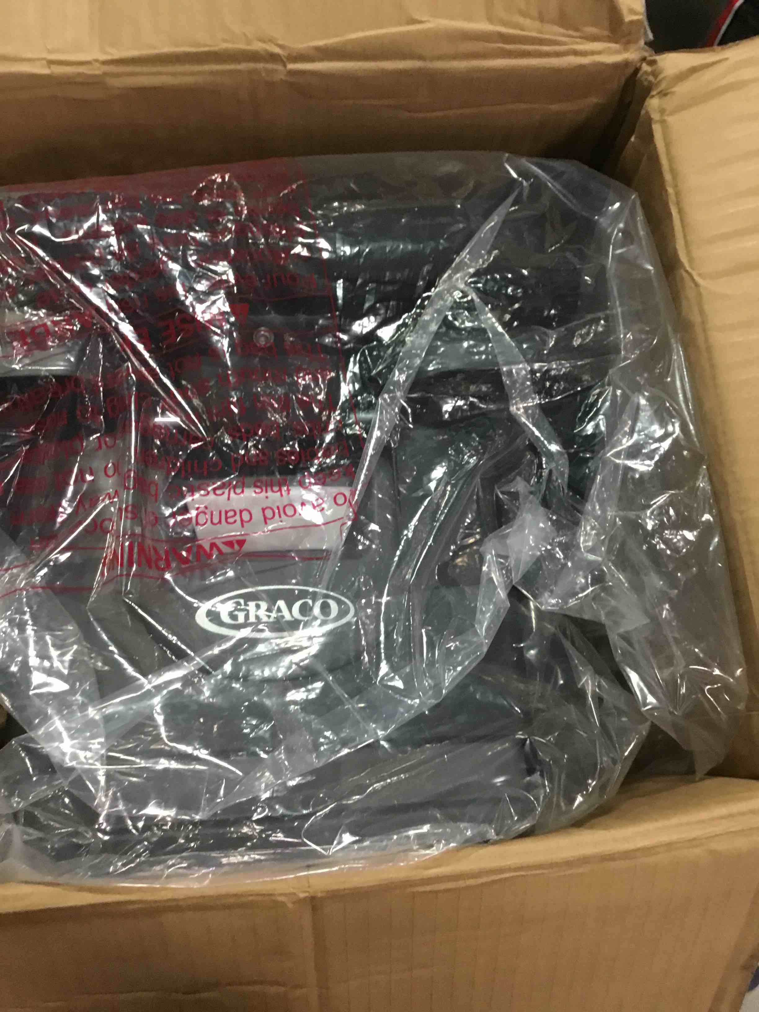 https://s3.amazonaws.com/lotting-images-prod/bidfta/RED6132547_1709319299452.jpeg