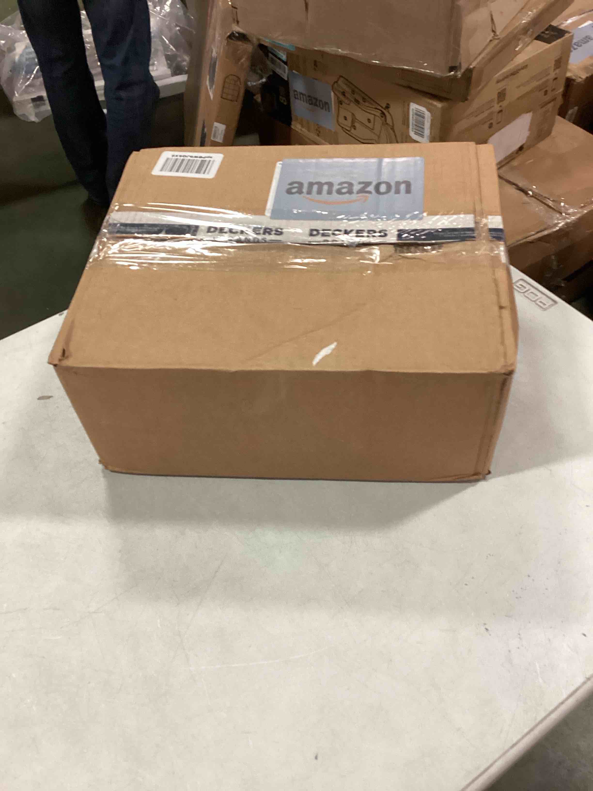 https://s3.amazonaws.com/lotting-images-prod/bidfta/RED6133048_1709834591934.jpeg