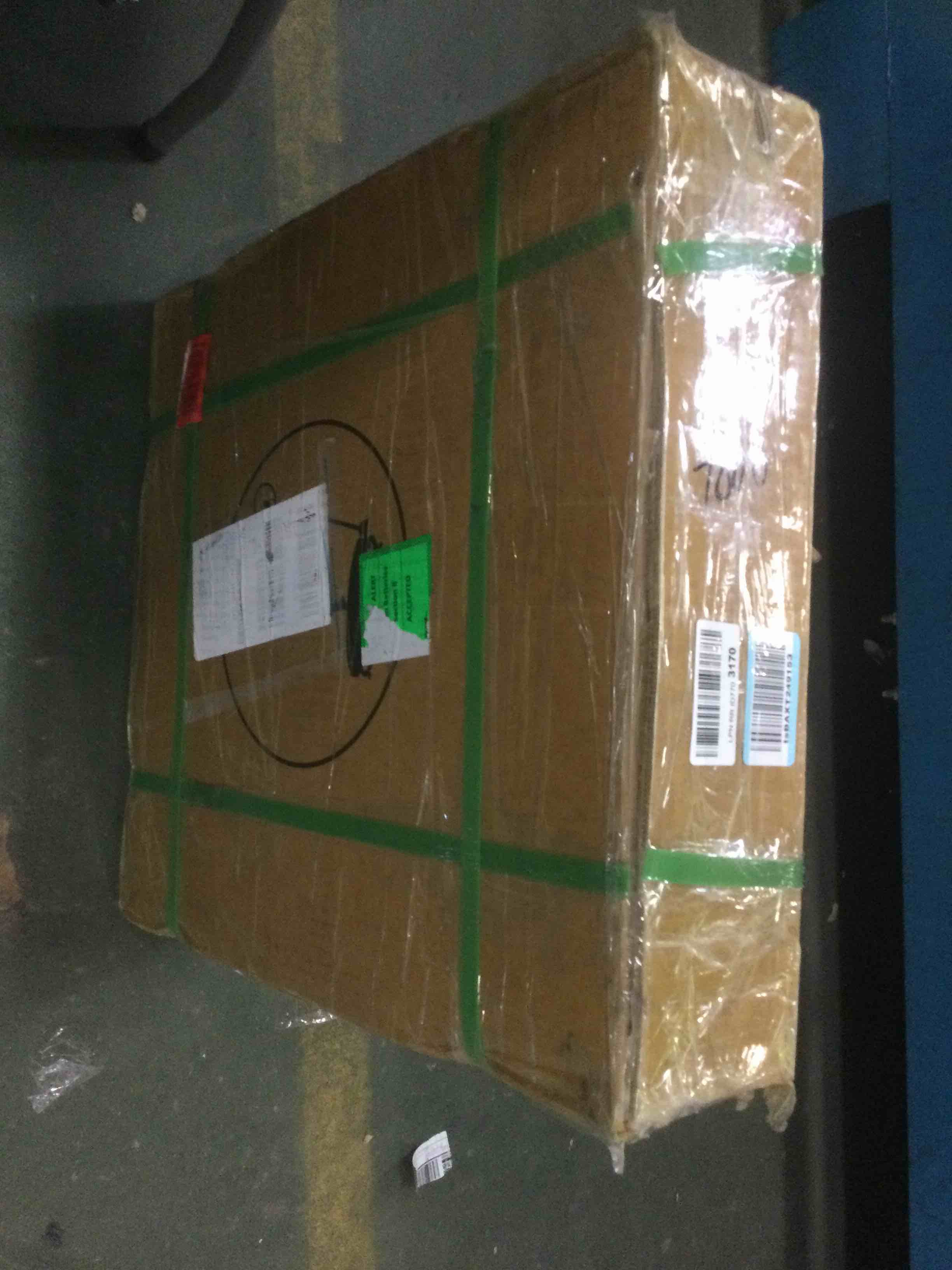 https://s3.amazonaws.com/lotting-images-prod/bidfta/RED6135358_1710860010266.jpeg