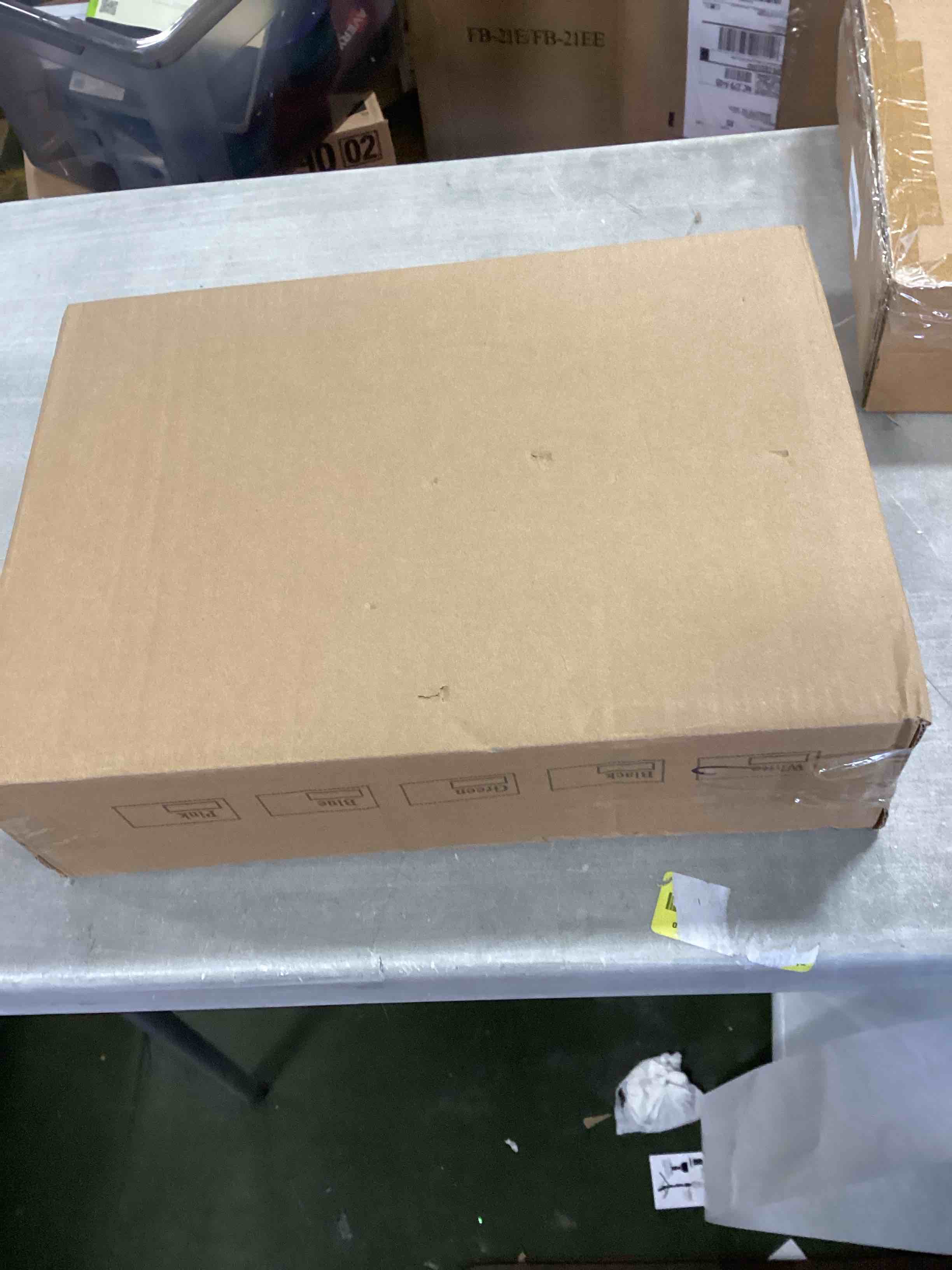 https://s3.amazonaws.com/lotting-images-prod/bidfta/RED6135643_1709319303828.jpeg
