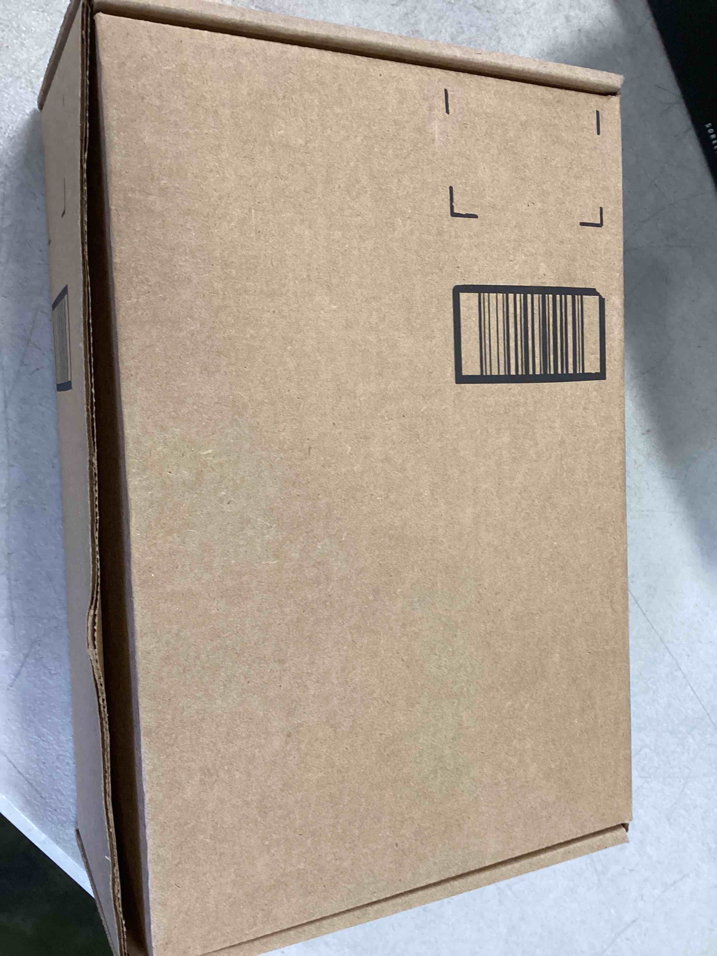 https://s3.amazonaws.com/lotting-images-prod/bidfta/RED6136388_1709648306834.jpeg