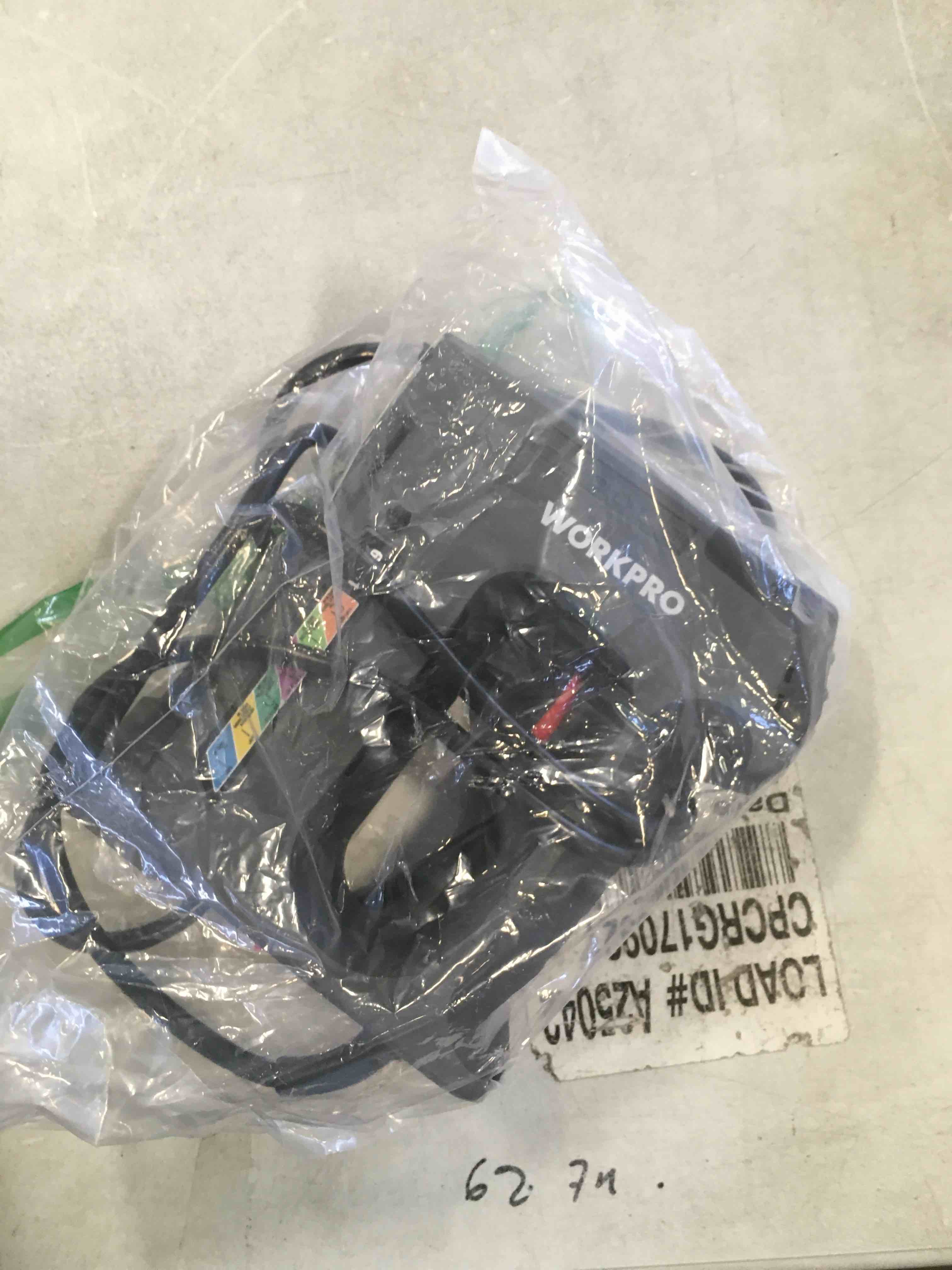 https://s3.amazonaws.com/lotting-images-prod/bidfta/RED6137202_1709152856161.jpeg