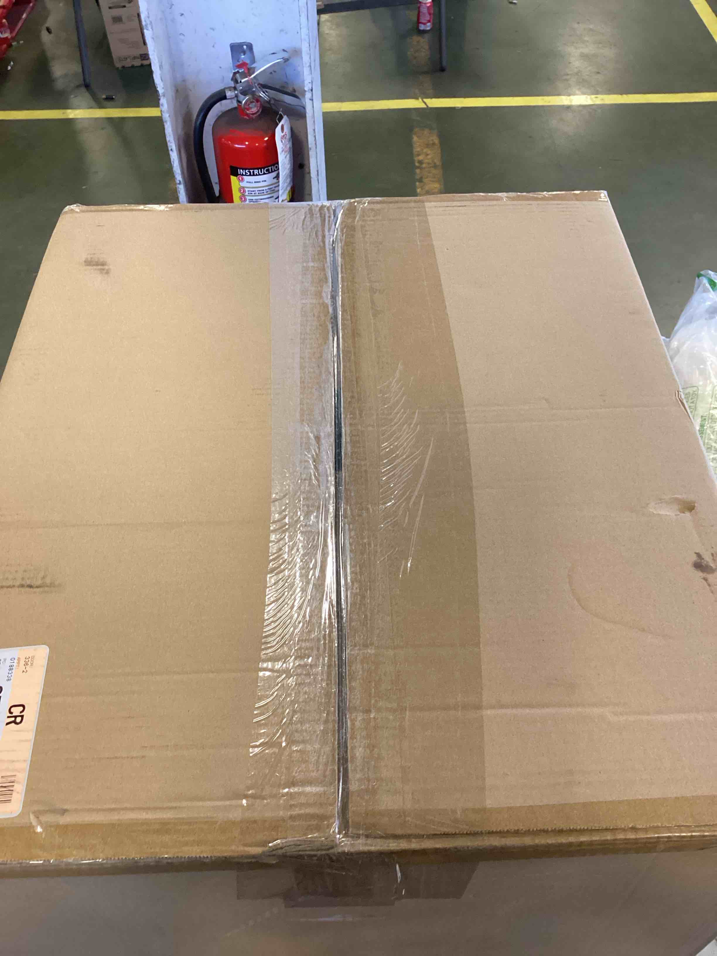 https://s3.amazonaws.com/lotting-images-prod/bidfta/RED6137415_1710171517929.jpeg