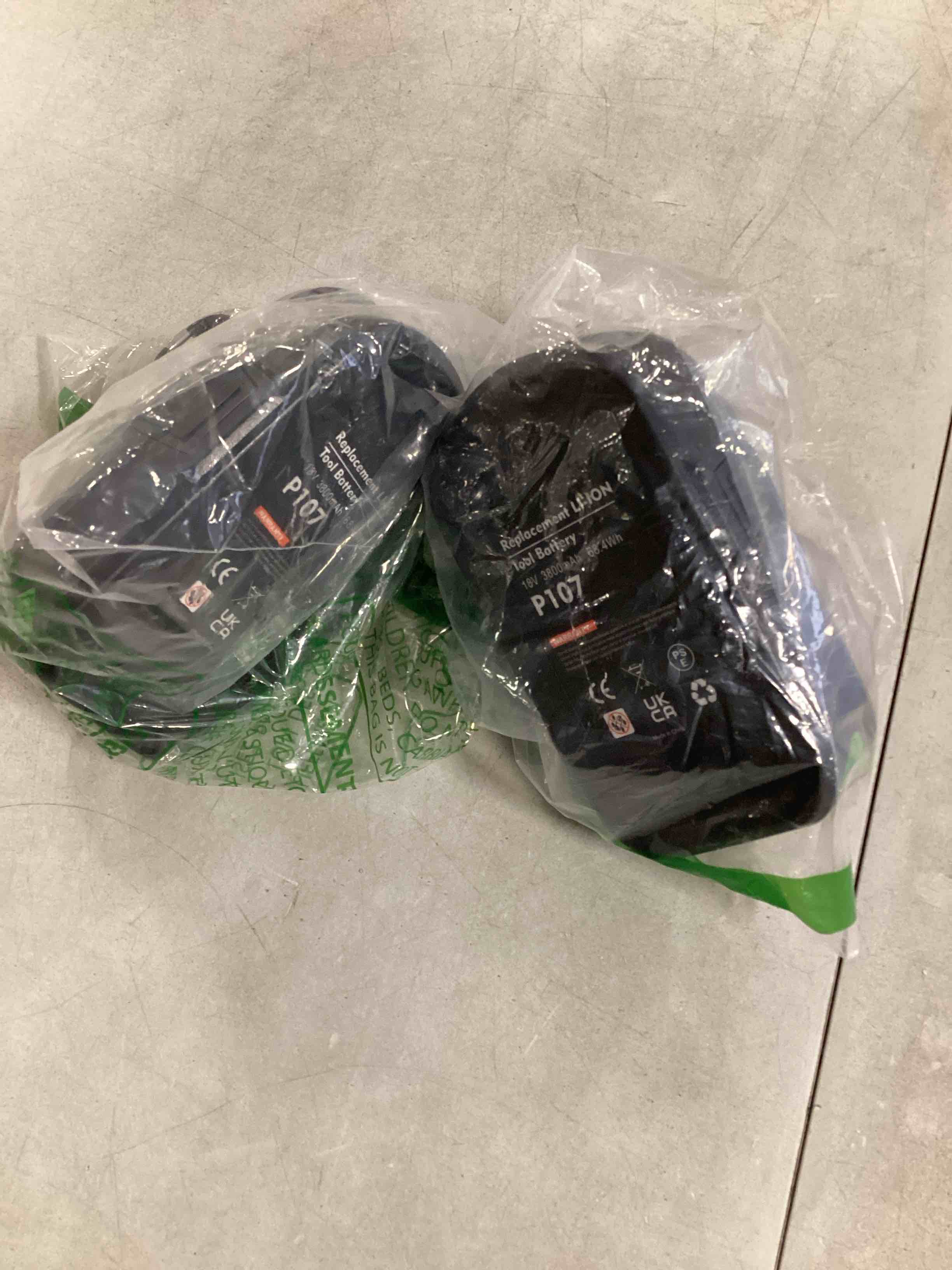https://s3.amazonaws.com/lotting-images-prod/bidfta/RED6137708_1710505841331.jpeg