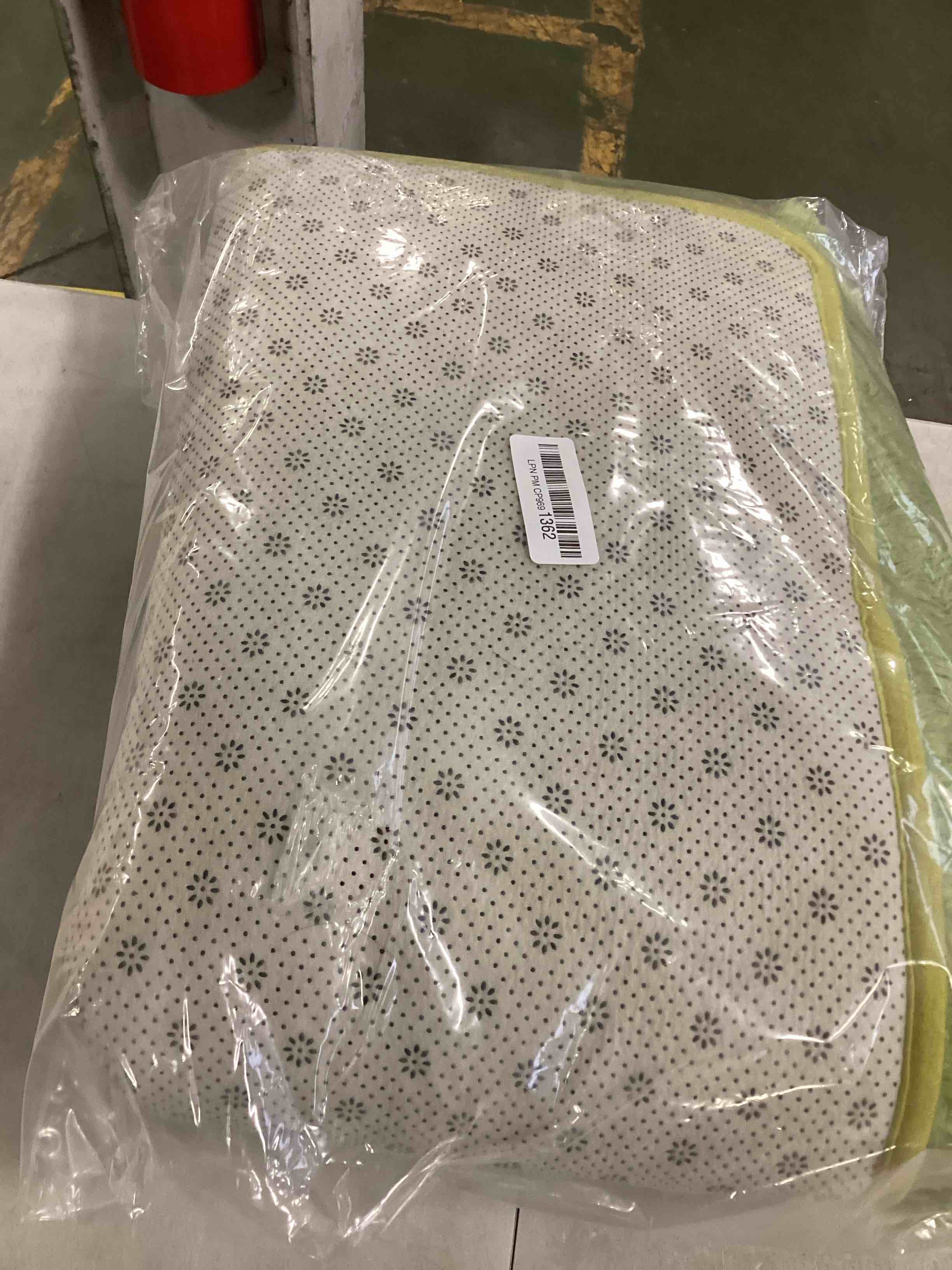 https://s3.amazonaws.com/lotting-images-prod/bidfta/RED6137724_1710507962919.jpeg
