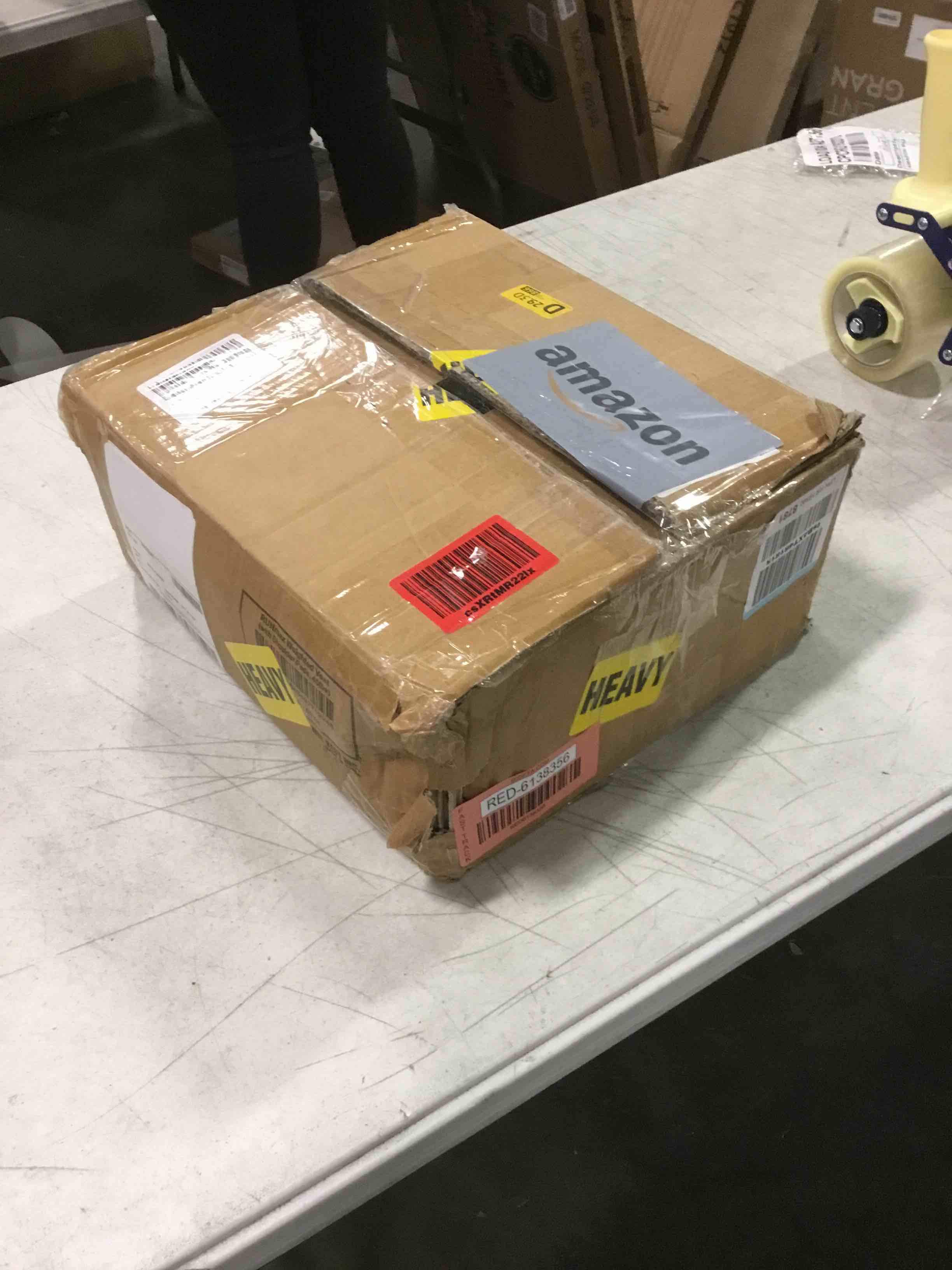 https://s3.amazonaws.com/lotting-images-prod/bidfta/RED6138356_1711982133635.jpeg