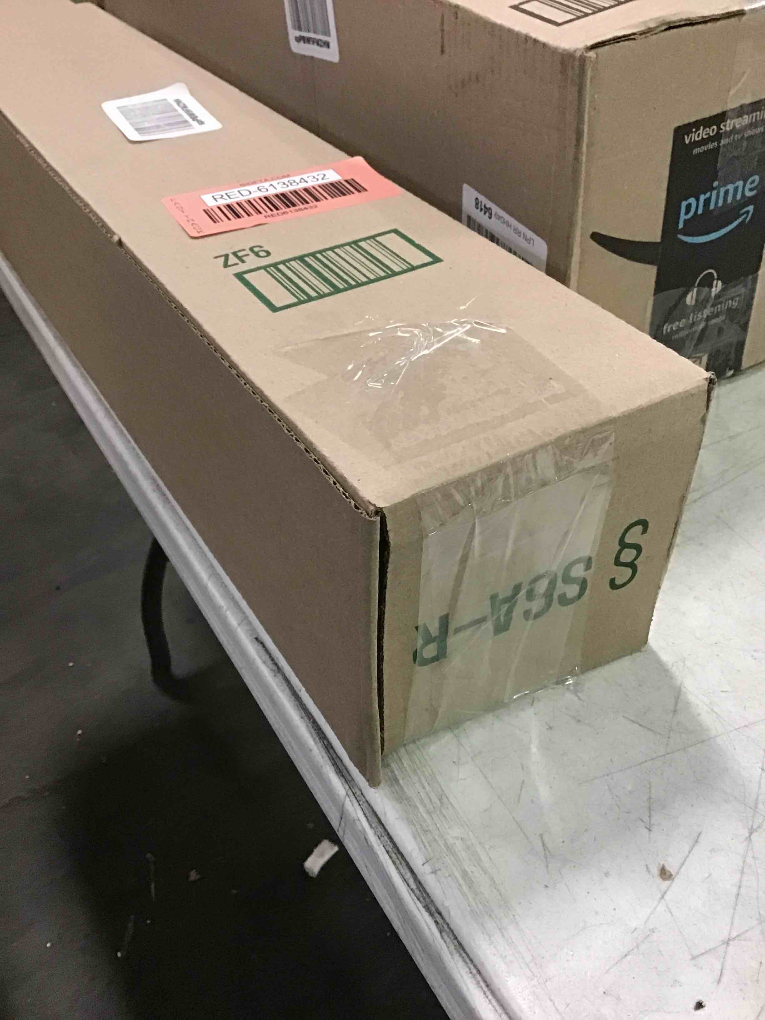 https://s3.amazonaws.com/lotting-images-prod/bidfta/RED6138432_1711999439497.jpeg