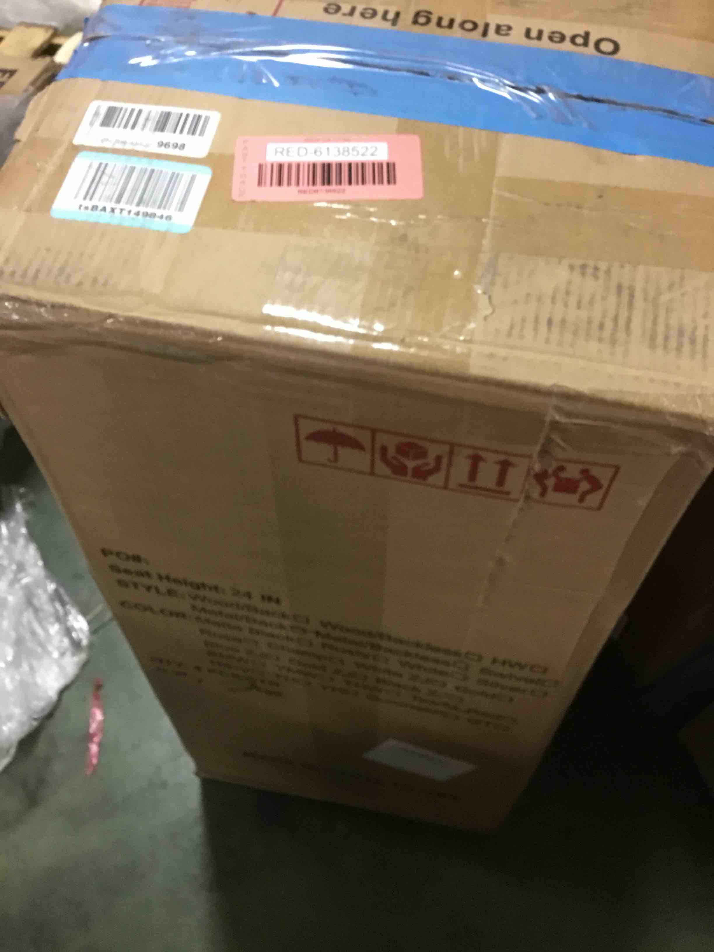 https://s3.amazonaws.com/lotting-images-prod/bidfta/RED6138522_1709151897195.jpeg