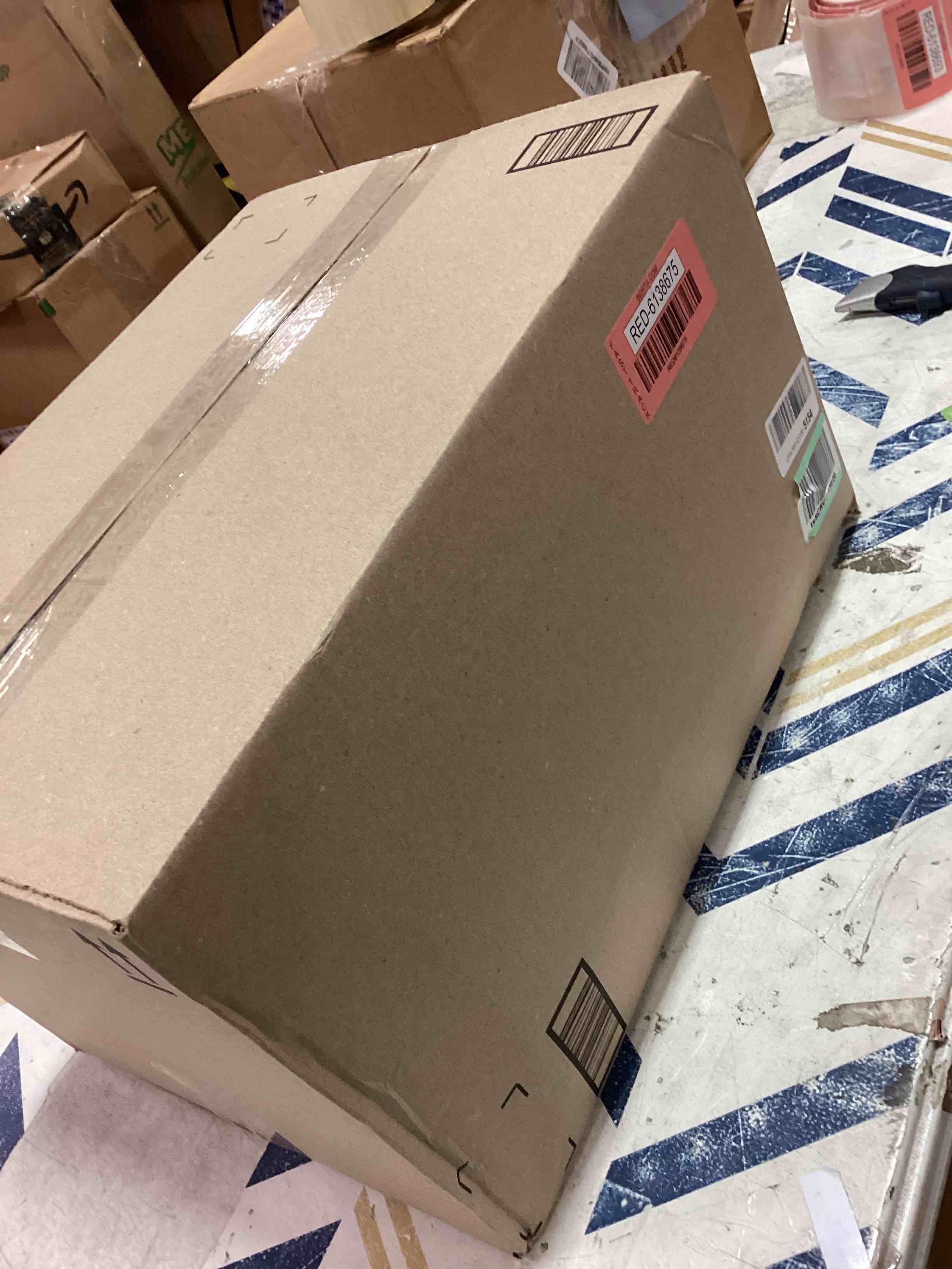 https://s3.amazonaws.com/lotting-images-prod/bidfta/RED6138675_1709664552811.jpeg