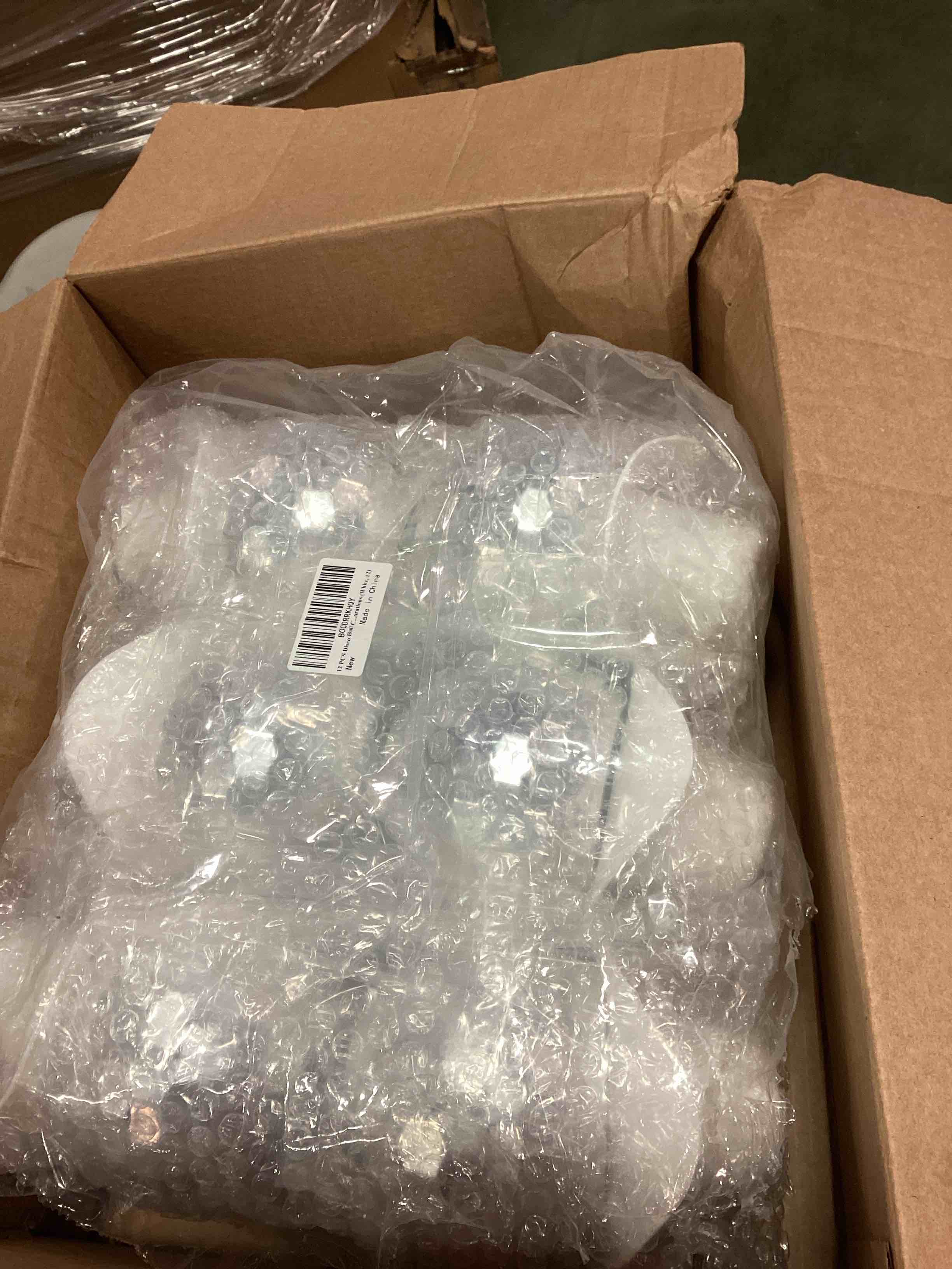 https://s3.amazonaws.com/lotting-images-prod/bidfta/RED6138722_1709820952123.jpeg
