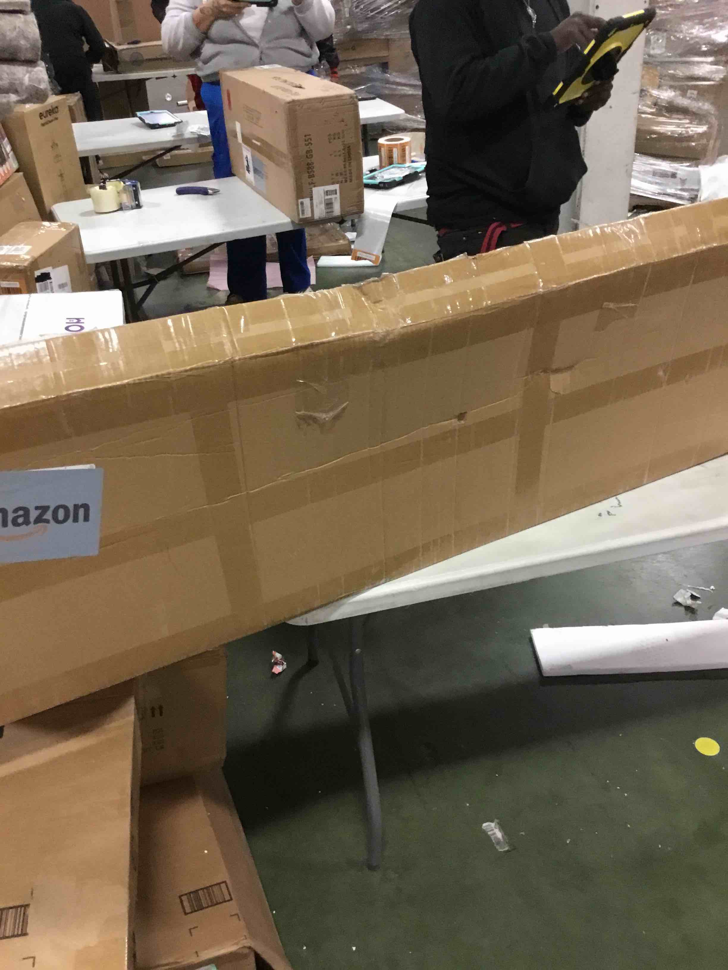 https://s3.amazonaws.com/lotting-images-prod/bidfta/RED6139358_1710780681998.jpeg