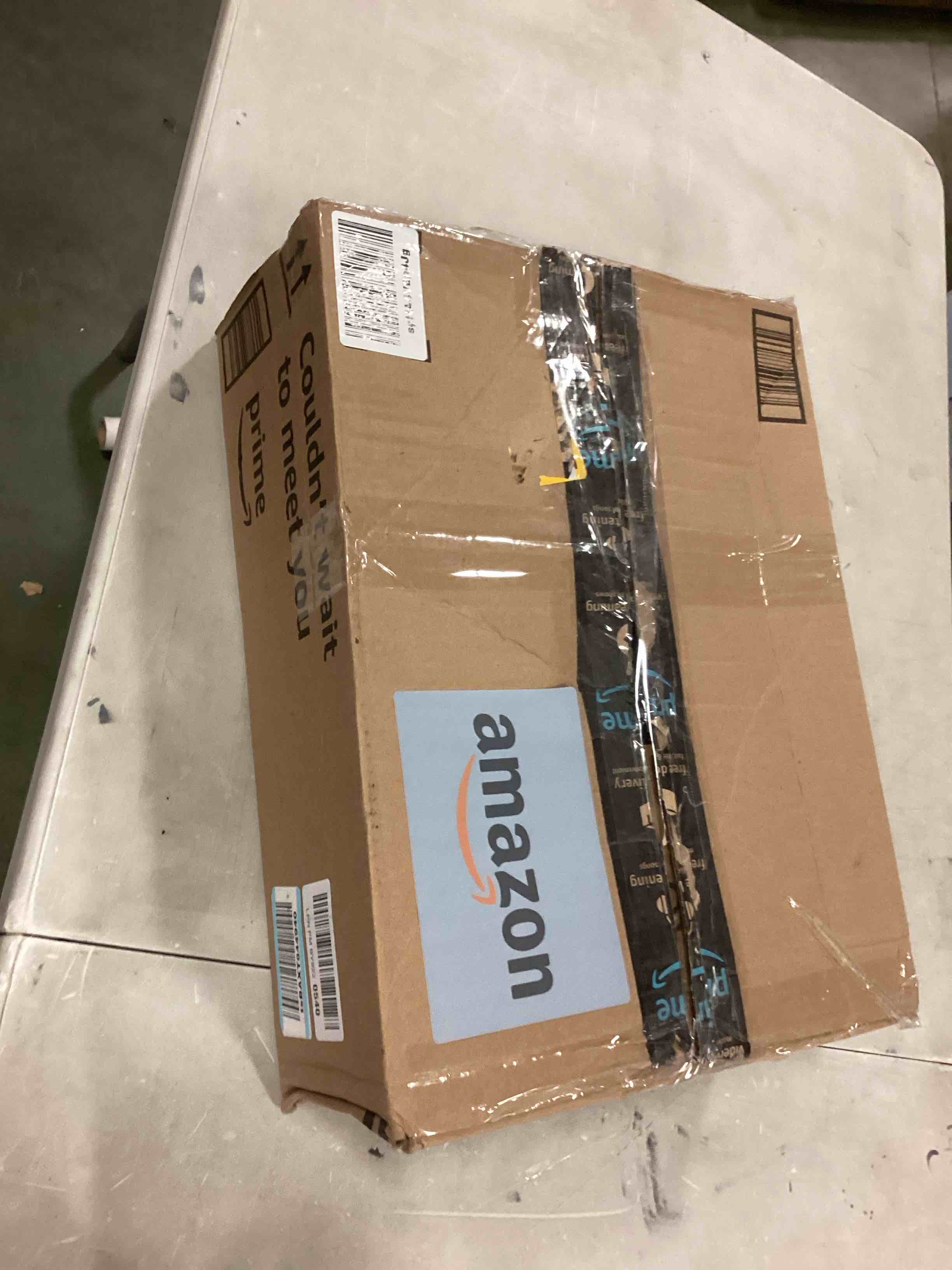 https://s3.amazonaws.com/lotting-images-prod/bidfta/RED6139749_1711115484596.jpeg