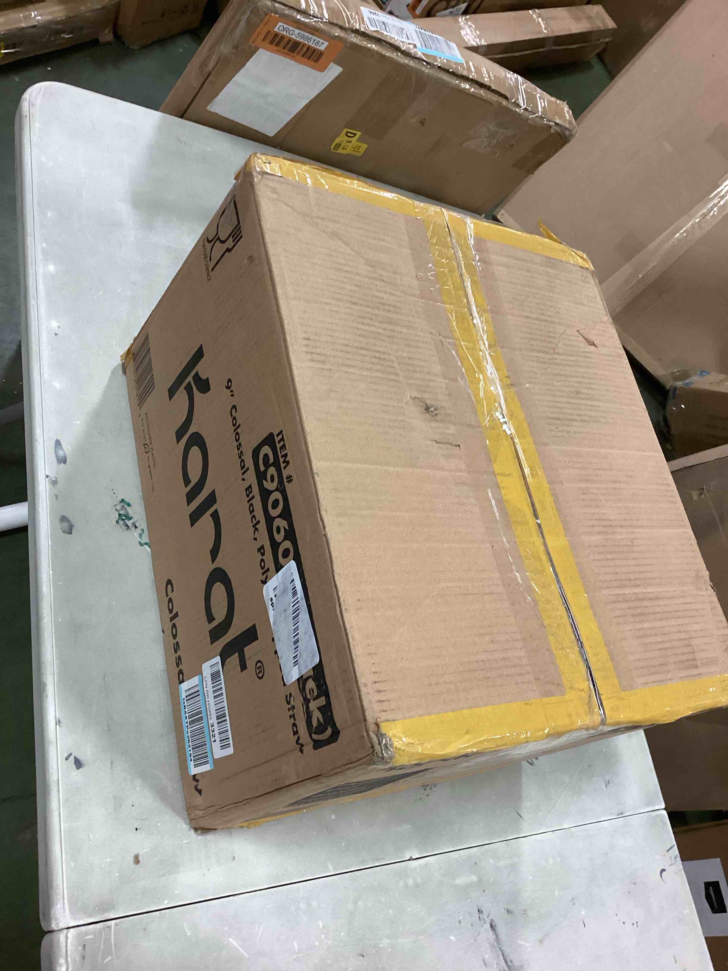 https://s3.amazonaws.com/lotting-images-prod/bidfta/RED6139755_1711117690042.jpeg