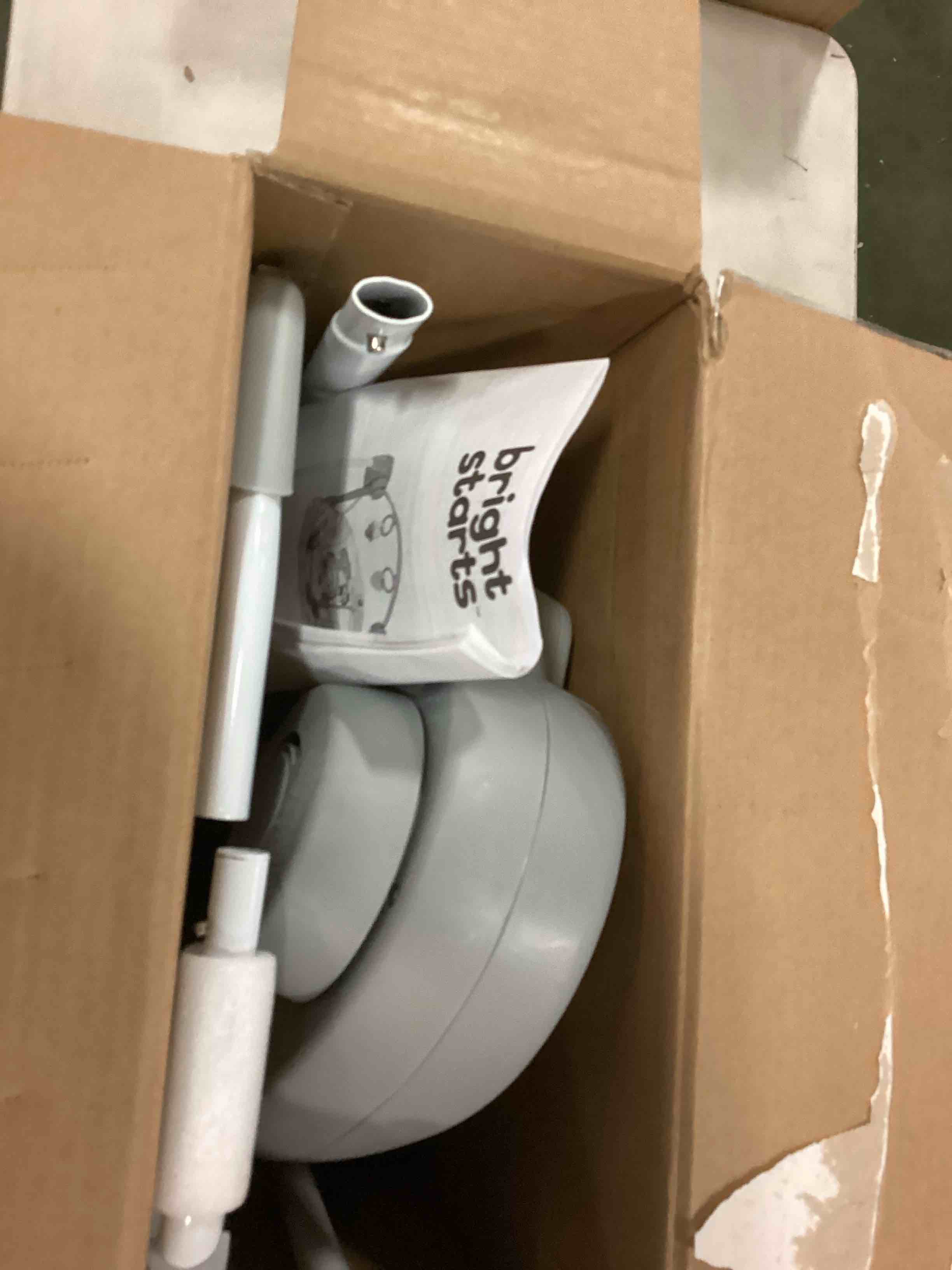 https://s3.amazonaws.com/lotting-images-prod/bidfta/RED6139756_1711117904186.jpeg