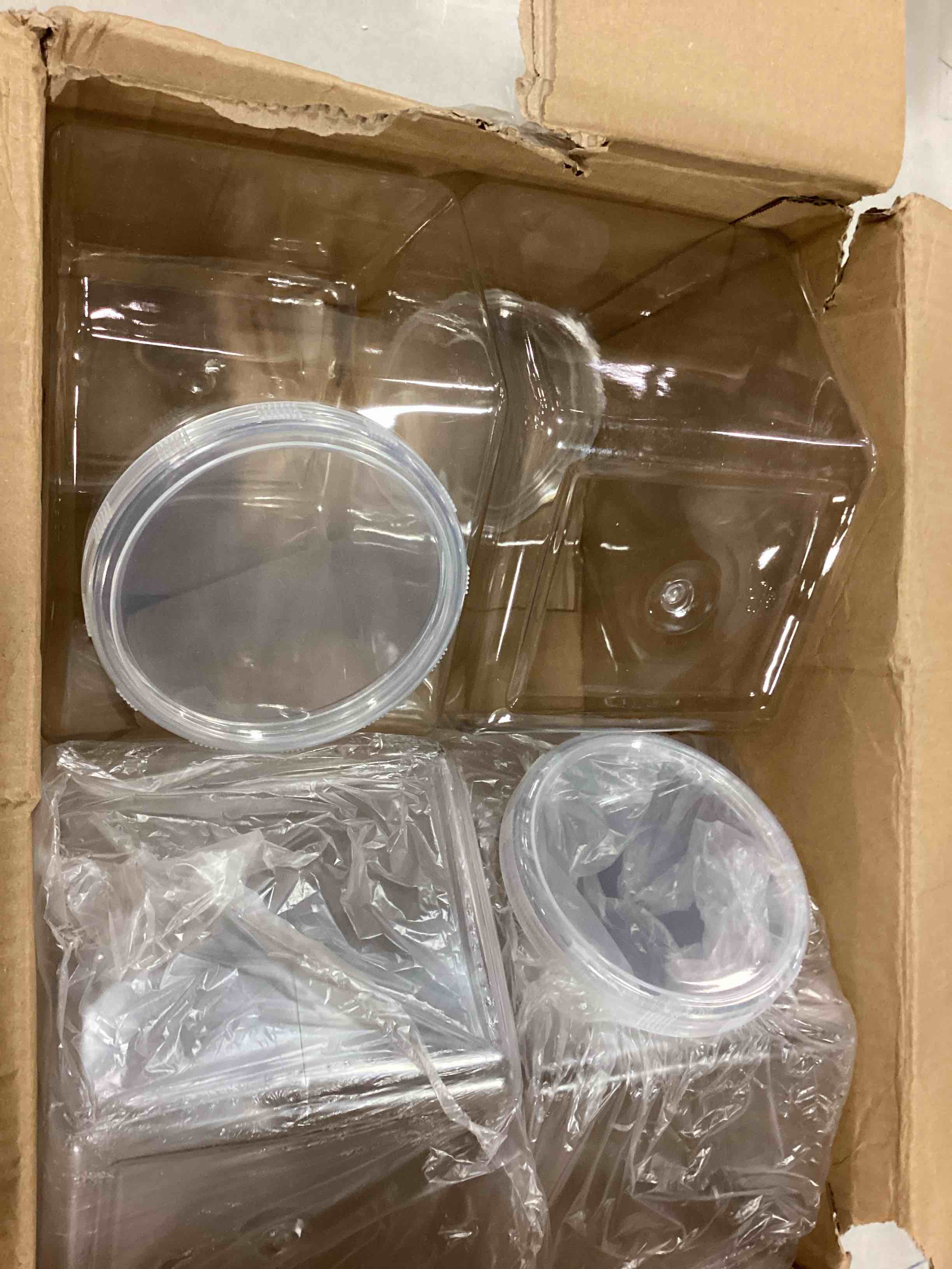 https://s3.amazonaws.com/lotting-images-prod/bidfta/RED6139760_1711119045651.jpeg