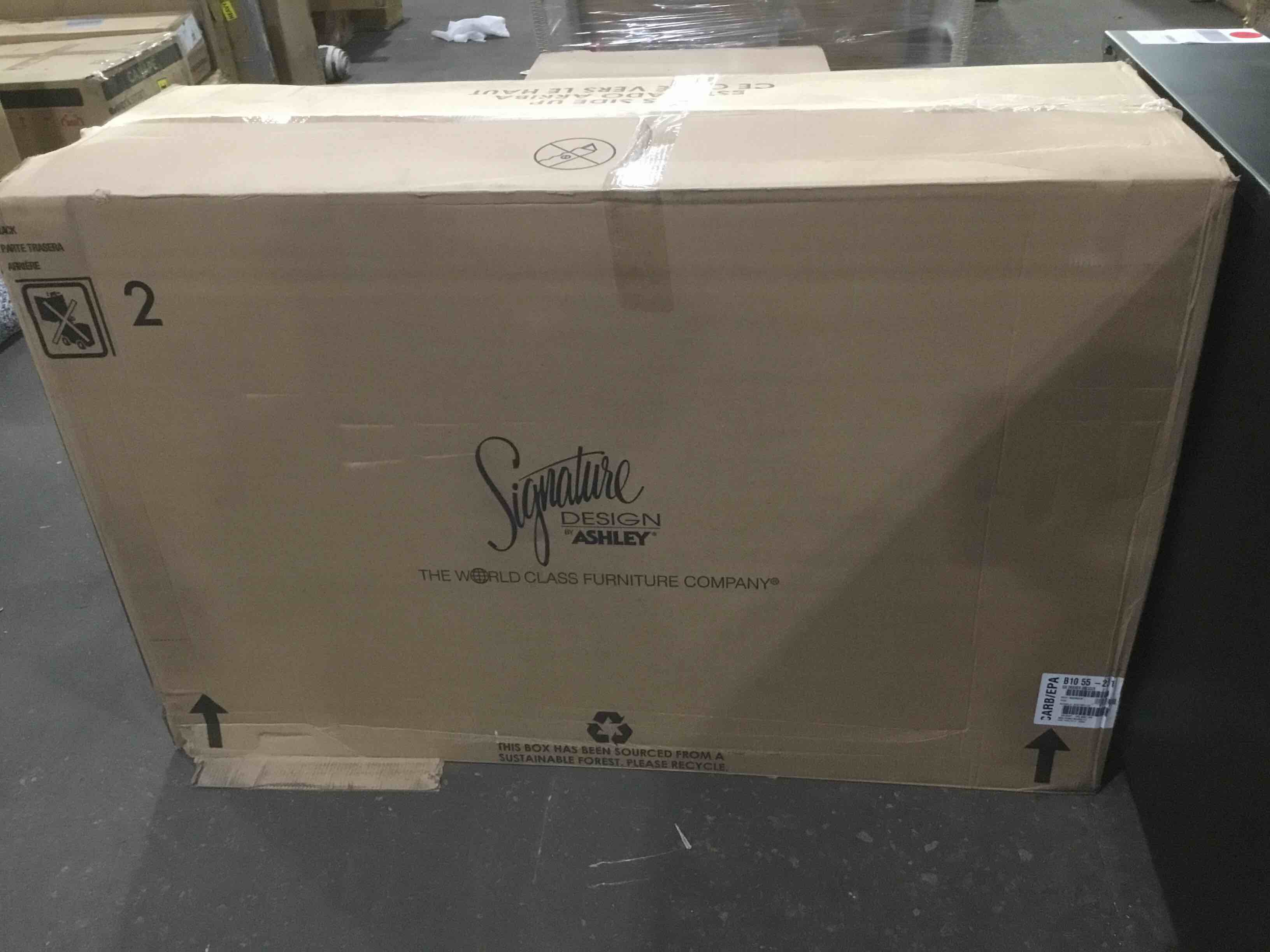 https://s3.amazonaws.com/lotting-images-prod/bidfta/RED6152449_1716494294171.jpeg