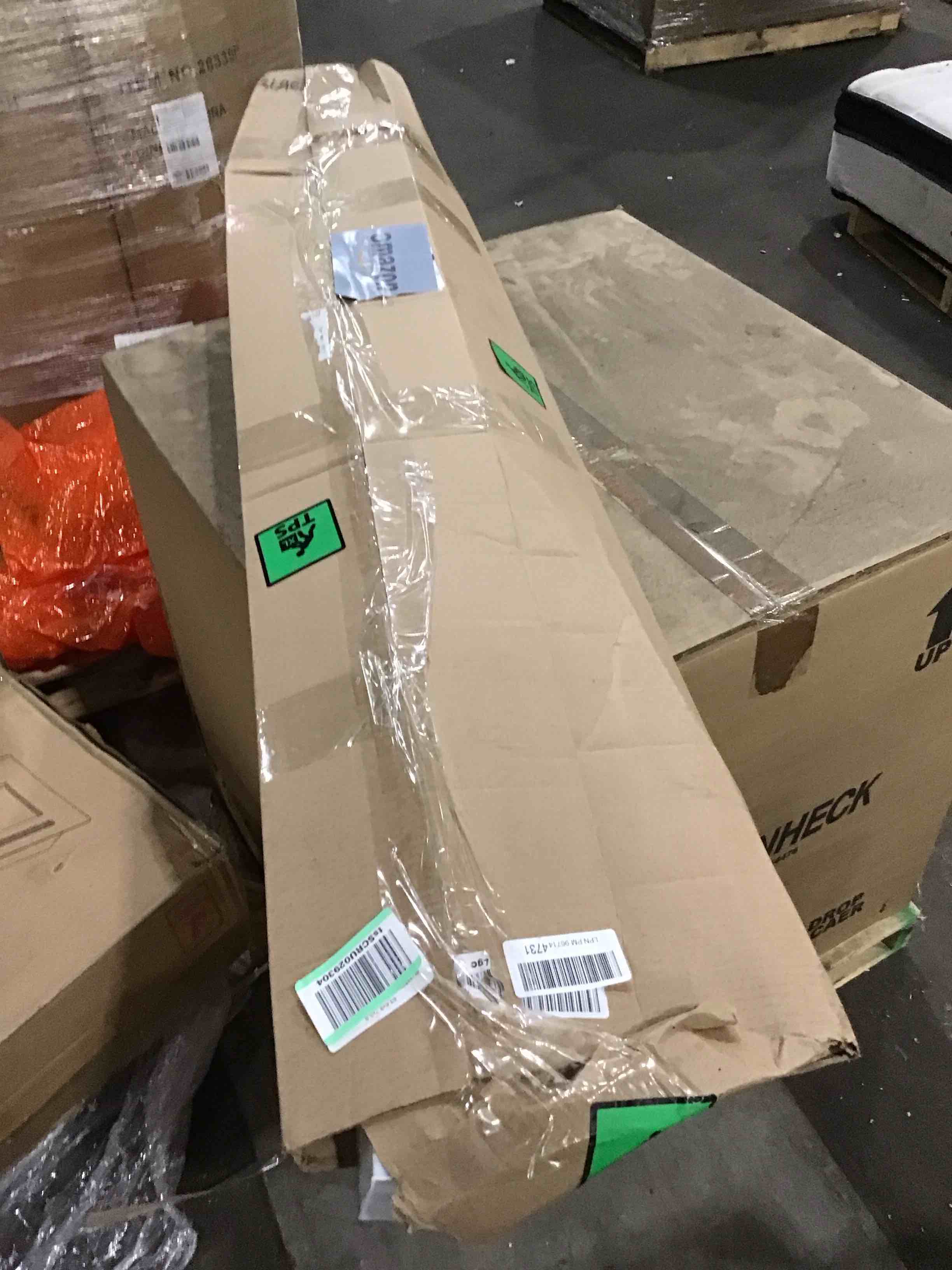 https://s3.amazonaws.com/lotting-images-prod/bidfta/RED6153822_1716580972367.jpeg