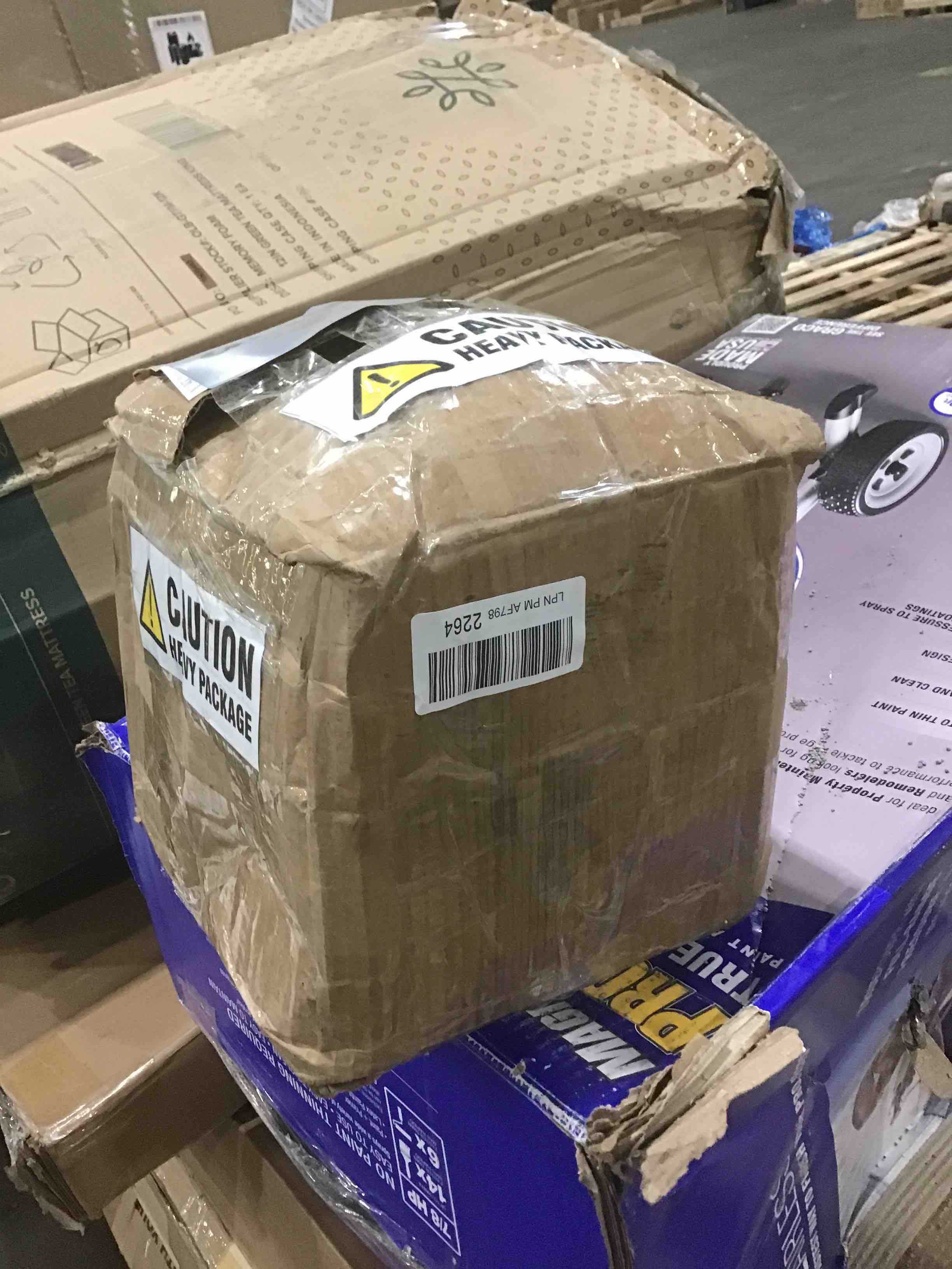 https://s3.amazonaws.com/lotting-images-prod/bidfta/RED6157955_1714664896183.jpeg