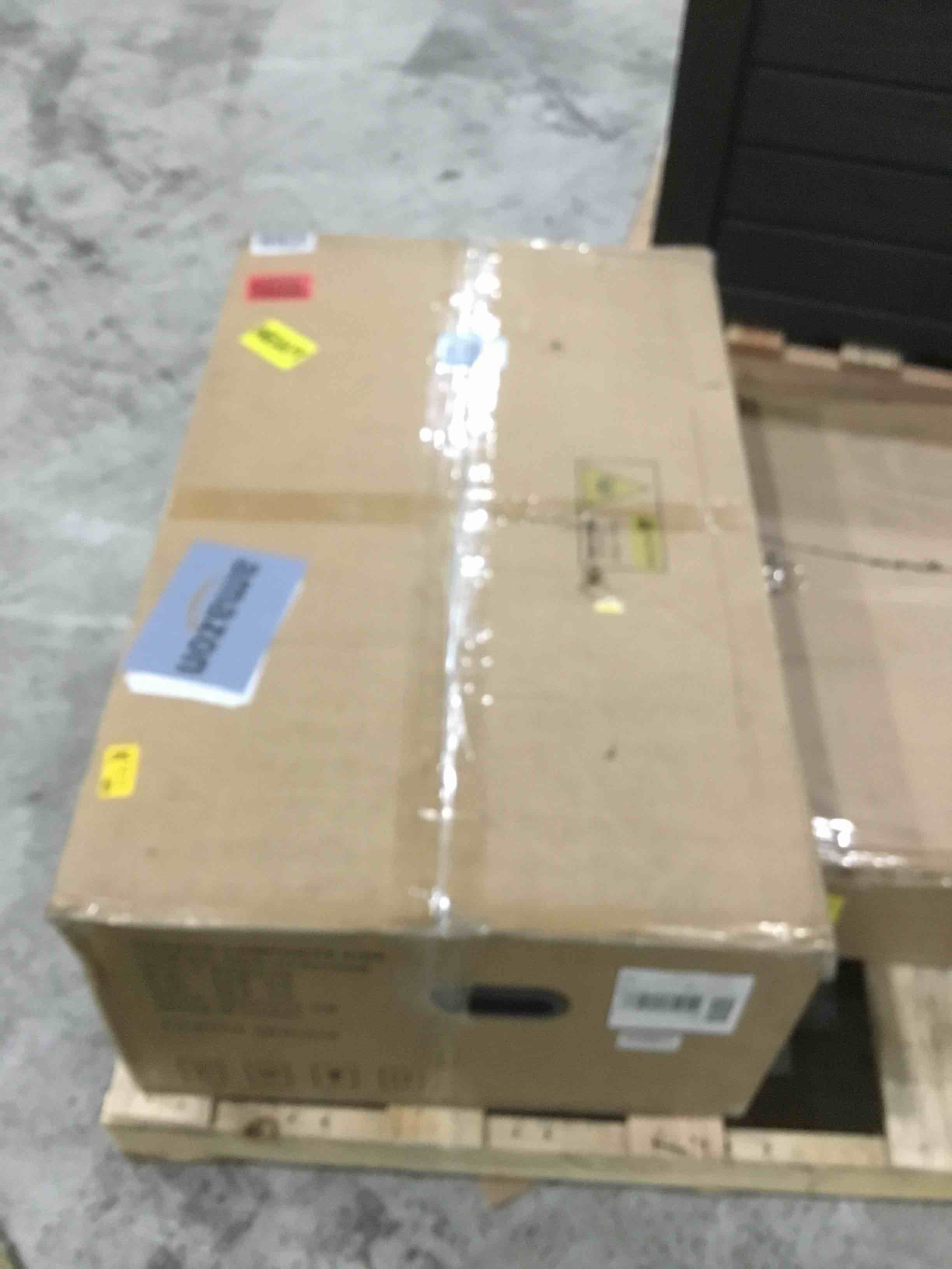 https://s3.amazonaws.com/lotting-images-prod/bidfta/RED6159734_1715721401194.jpeg