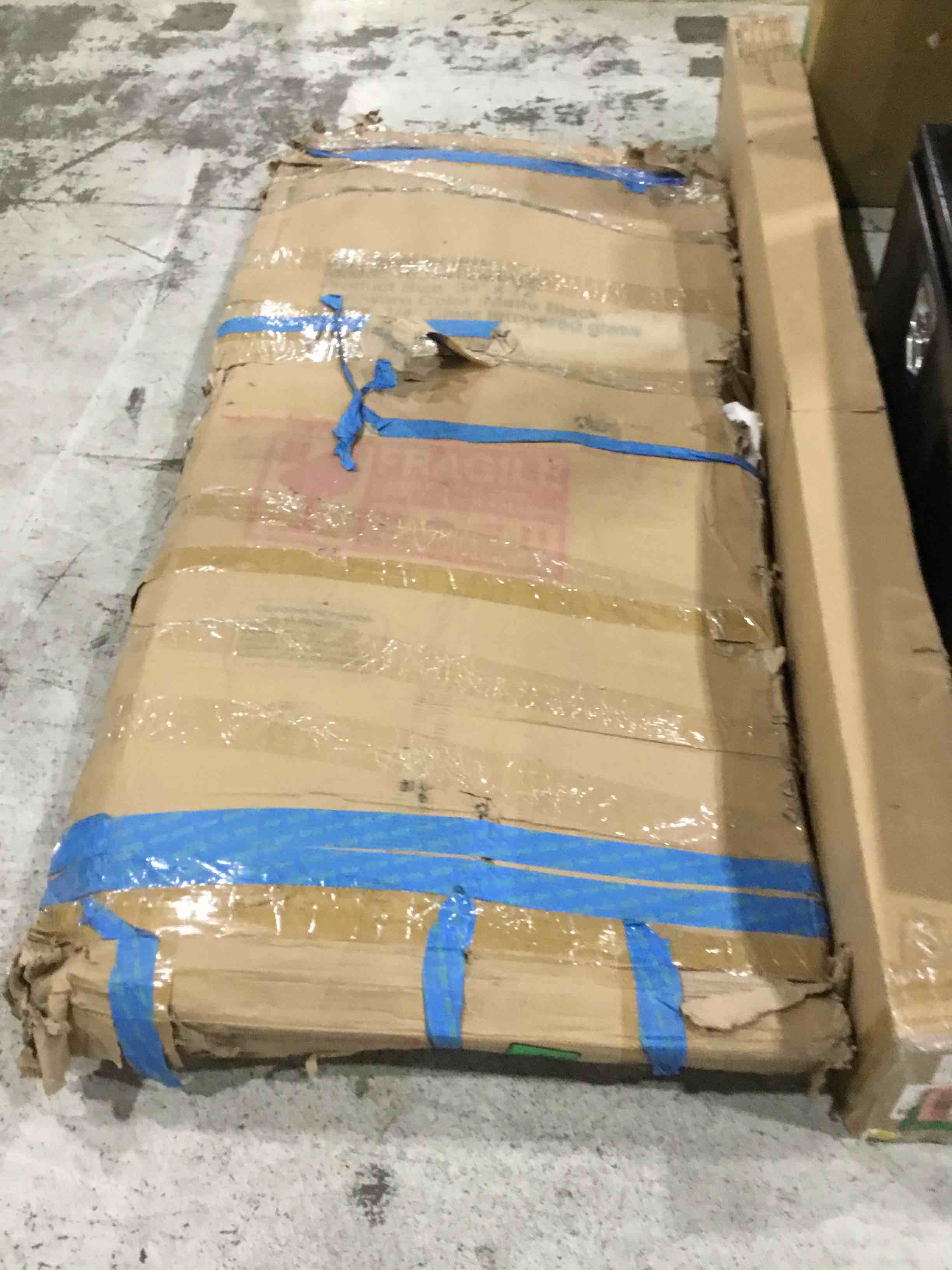 https://s3.amazonaws.com/lotting-images-prod/bidfta/RED6159934_1715891151147.jpeg