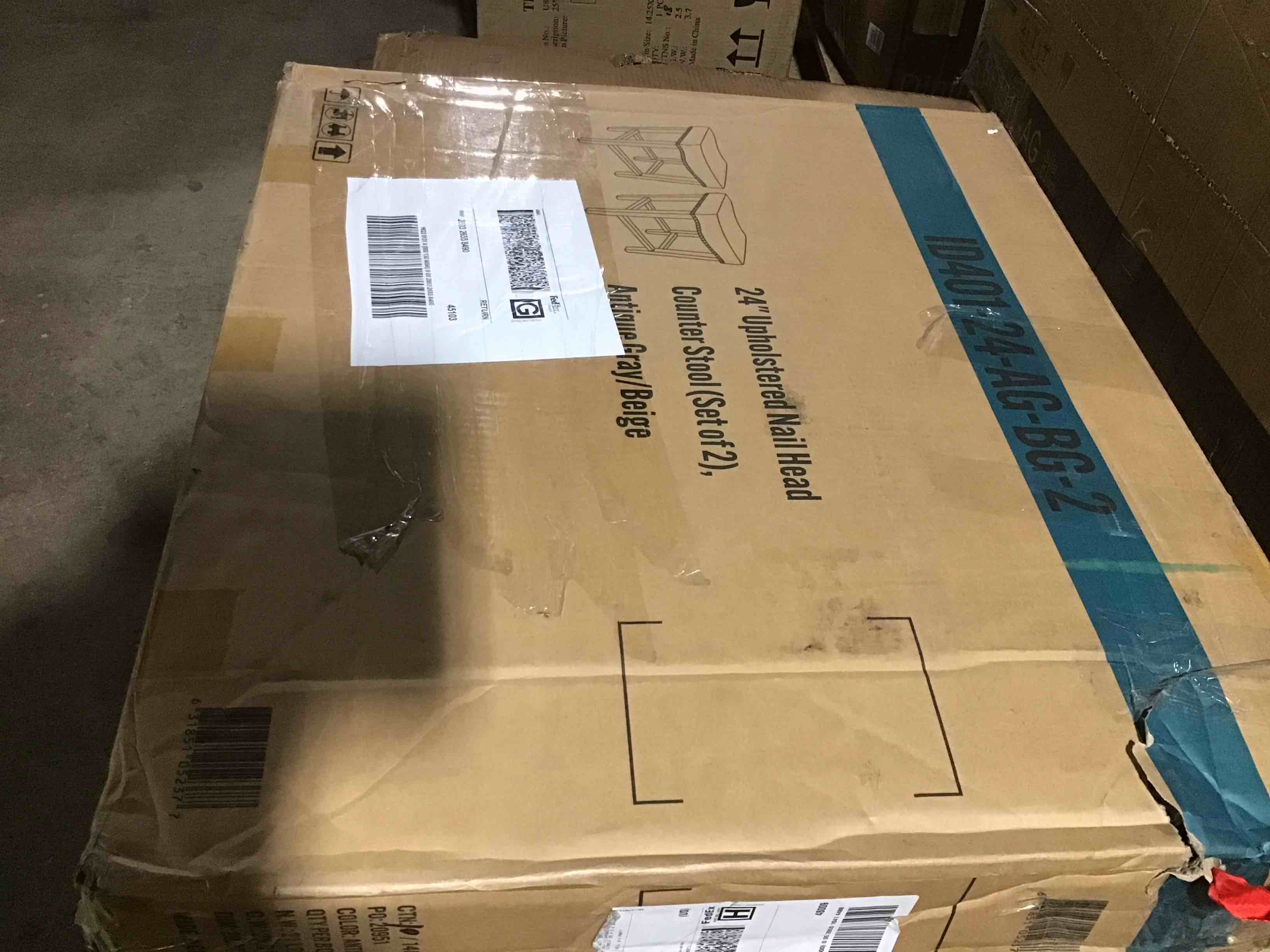 https://s3.amazonaws.com/lotting-images-prod/bidfta/RED6165216_1728488358113.jpeg
