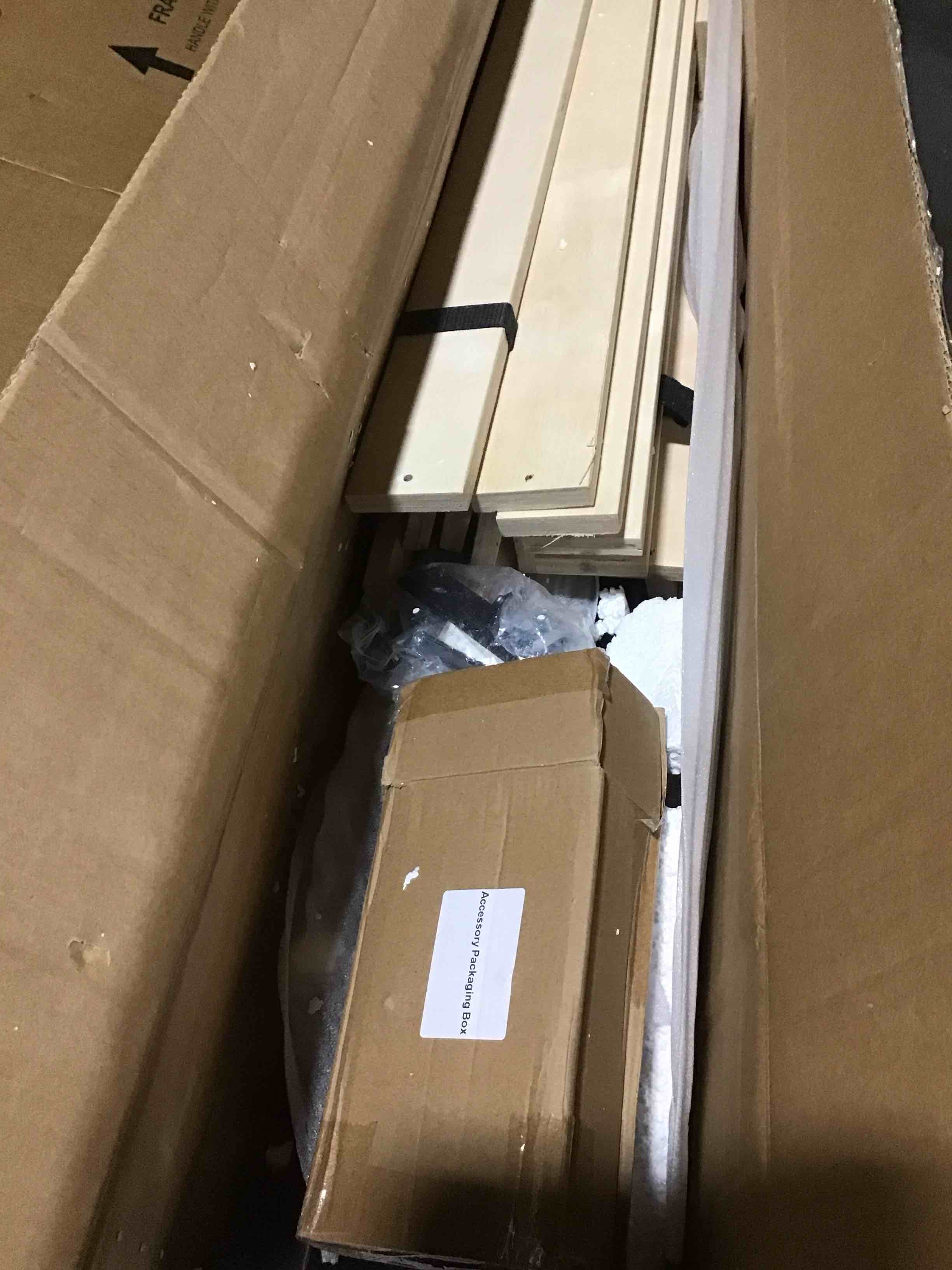 https://s3.amazonaws.com/lotting-images-prod/bidfta/RED6165349_1728672915225.jpeg