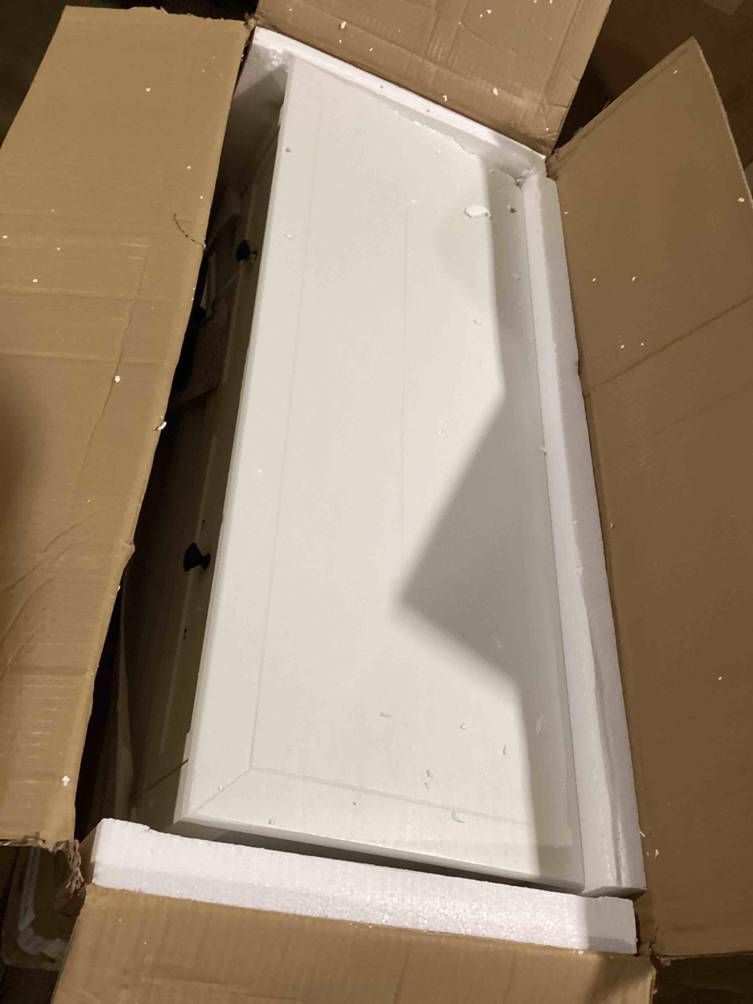https://s3.amazonaws.com/lotting-images-prod/bidfta/RED6165920_1727802109955.jpeg