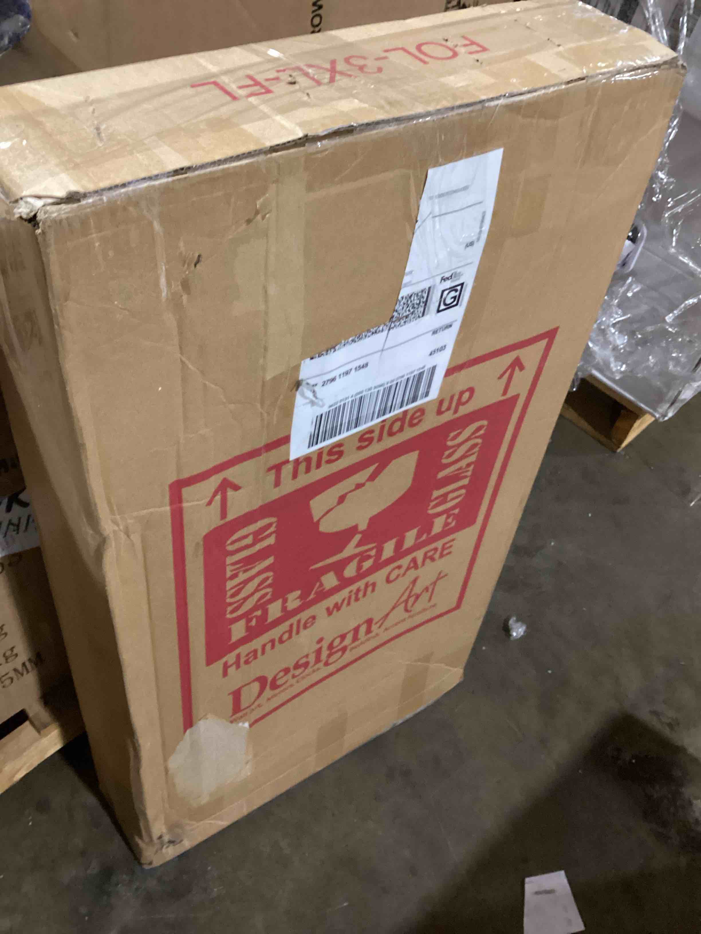 https://s3.amazonaws.com/lotting-images-prod/bidfta/RED6165985_1727882831104.jpeg