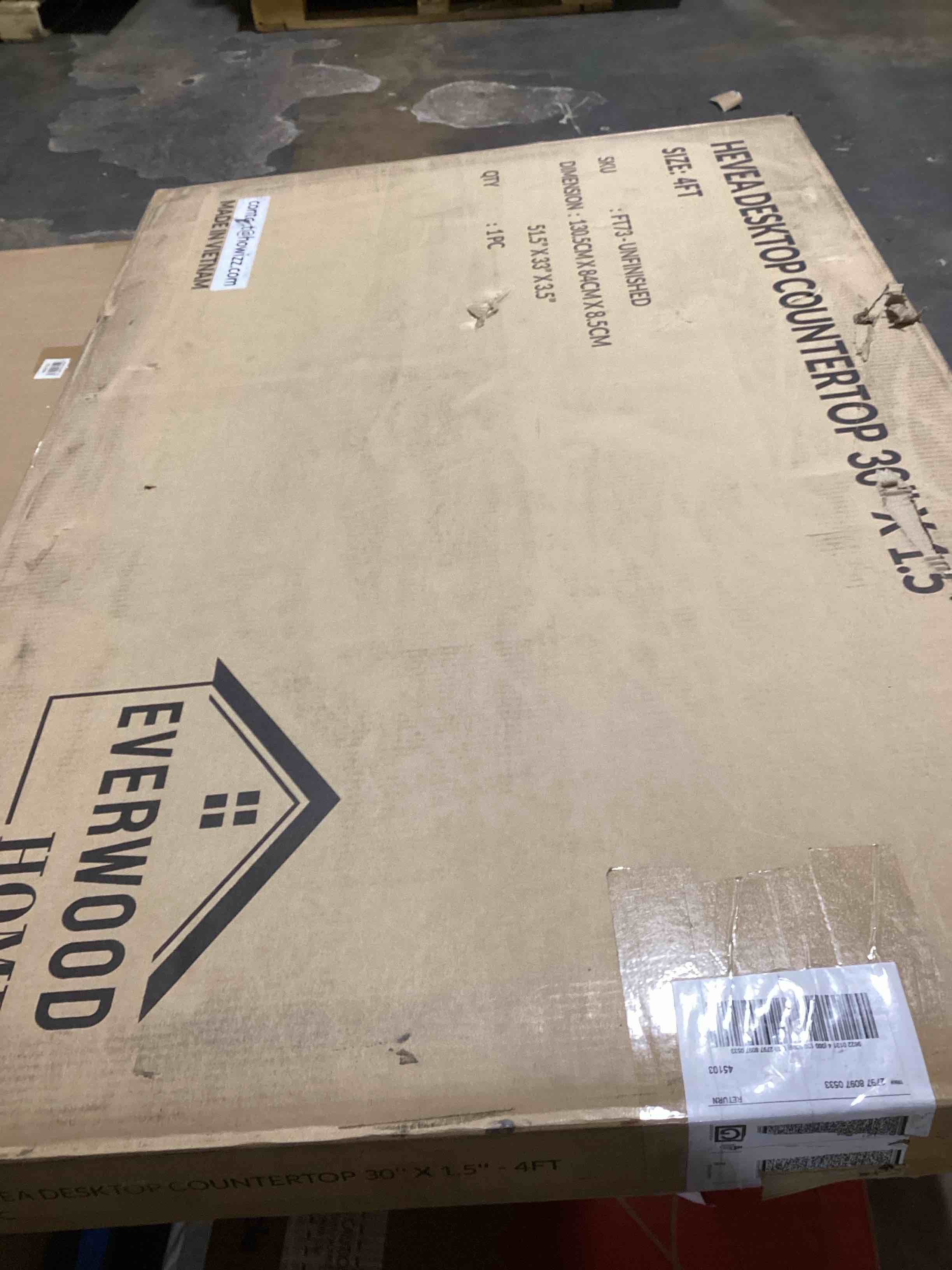 https://s3.amazonaws.com/lotting-images-prod/bidfta/RED6166156_1728062518219.jpeg