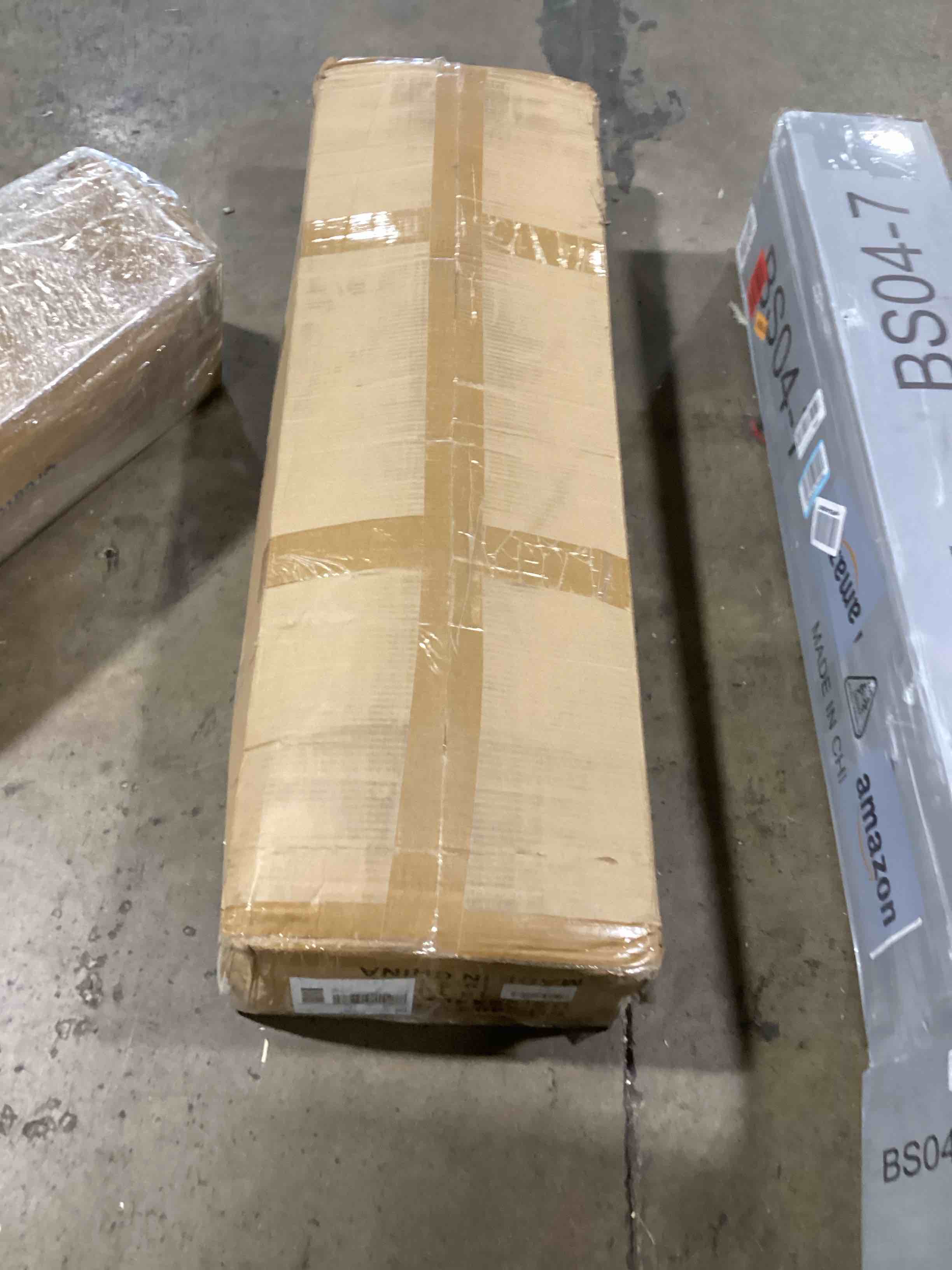 https://s3.amazonaws.com/lotting-images-prod/bidfta/RED6166691_1729172702544.jpeg