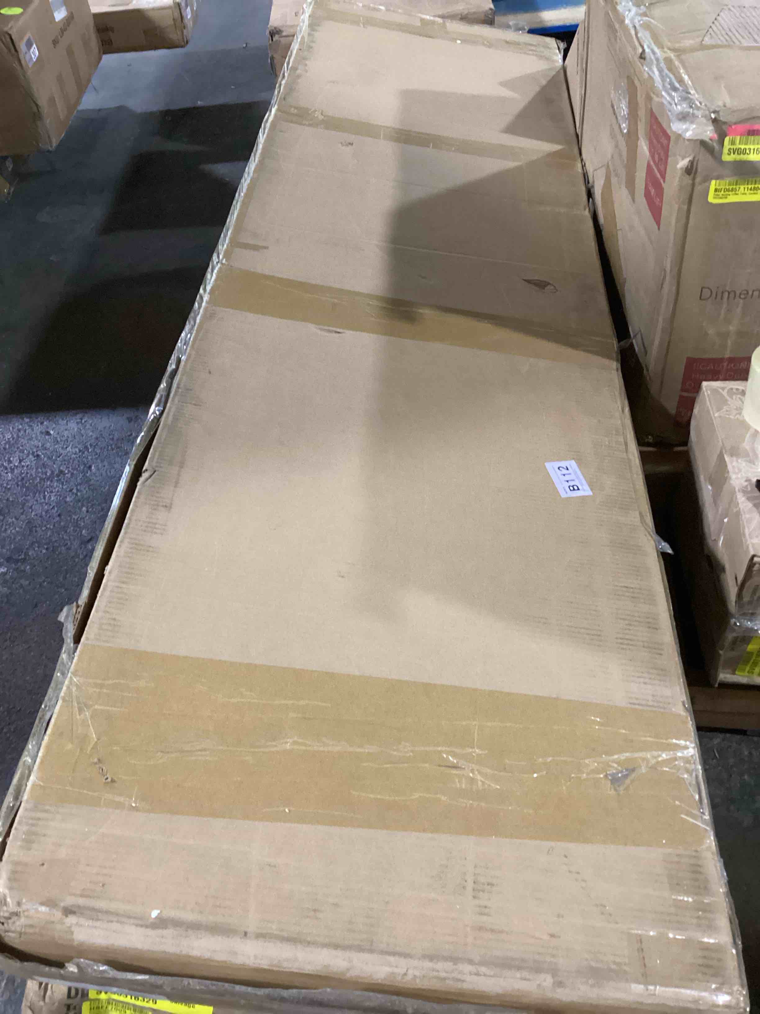 https://s3.amazonaws.com/lotting-images-prod/bidfta/RED6166790_1729194003646.jpeg