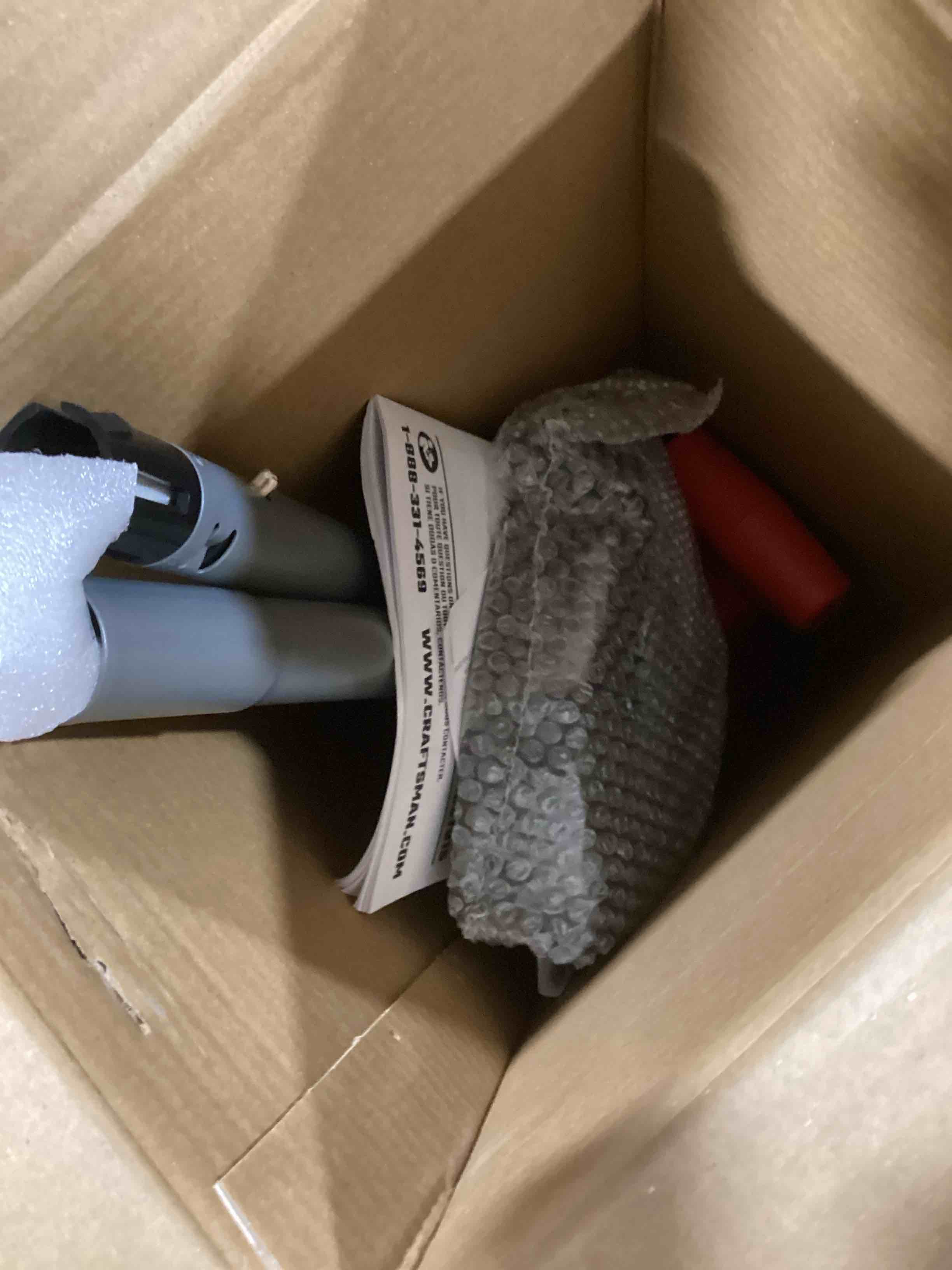 https://s3.amazonaws.com/lotting-images-prod/bidfta/RED6166822_1729252681101.jpeg
