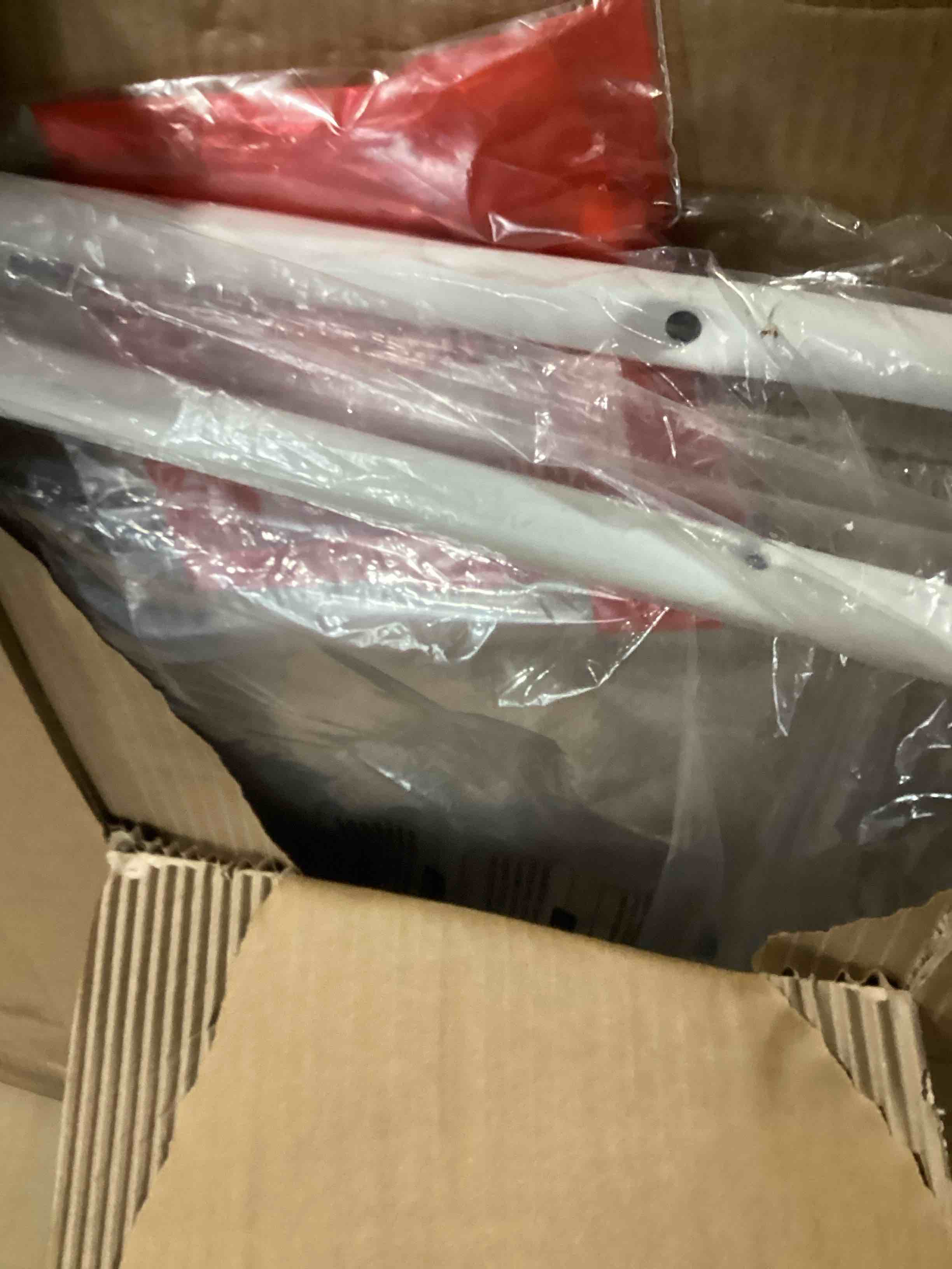 https://s3.amazonaws.com/lotting-images-prod/bidfta/RED6168892_1727722042994.jpeg