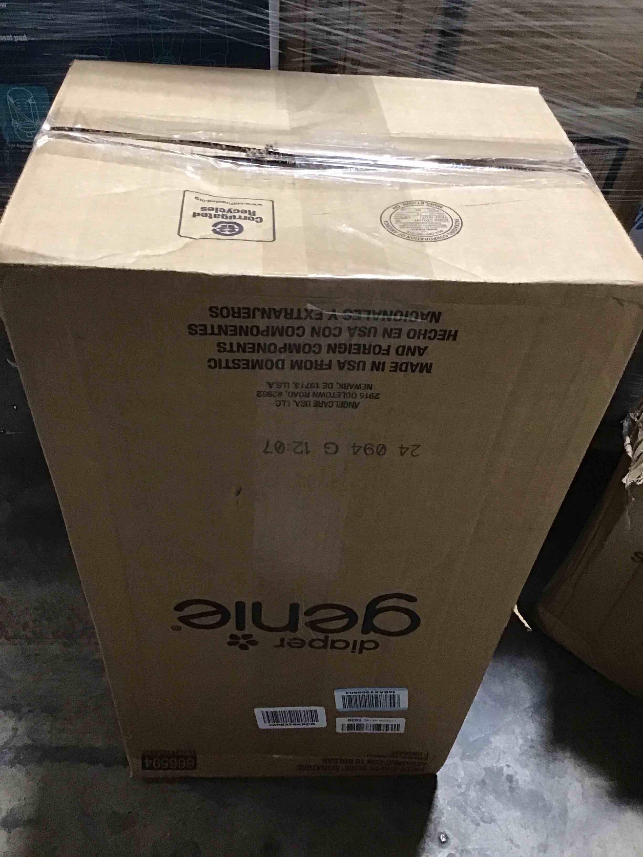 https://s3.amazonaws.com/lotting-images-prod/bidfta/RED6169810_1729100149068.jpeg