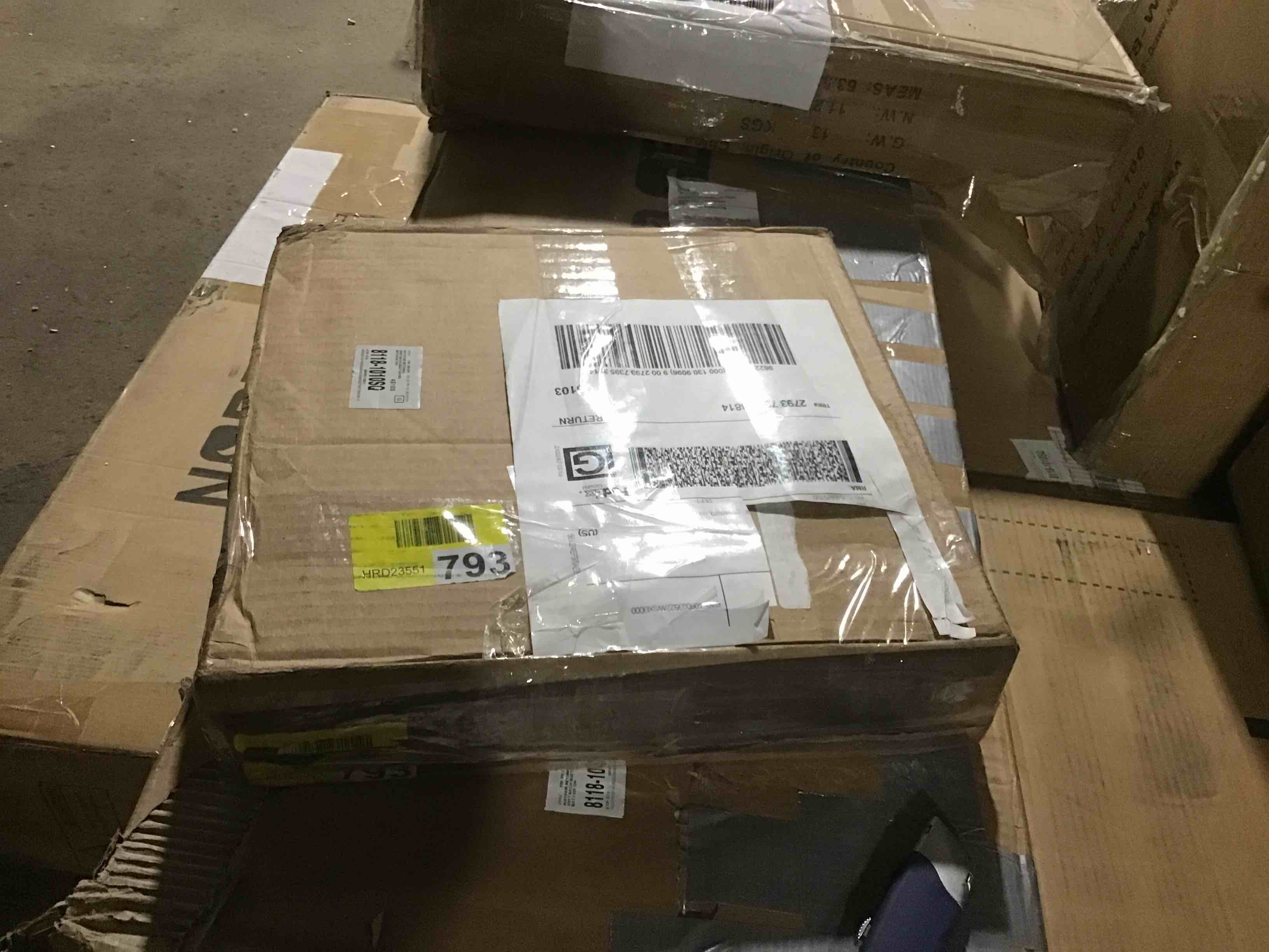 https://s3.amazonaws.com/lotting-images-prod/bidfta/RED6170037_1726852361037.jpeg