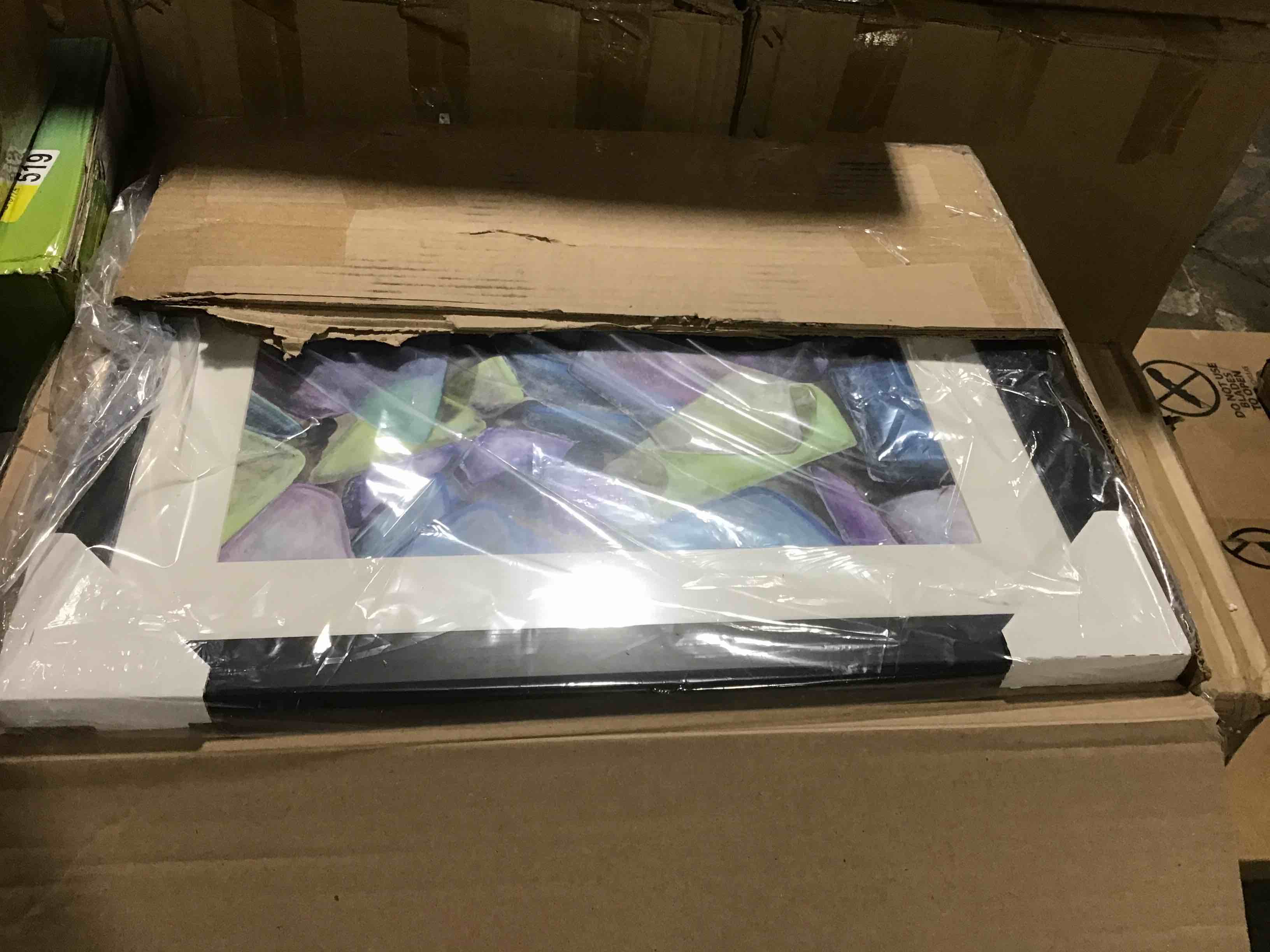 https://s3.amazonaws.com/lotting-images-prod/bidfta/RED6170173_1727365448568.jpeg