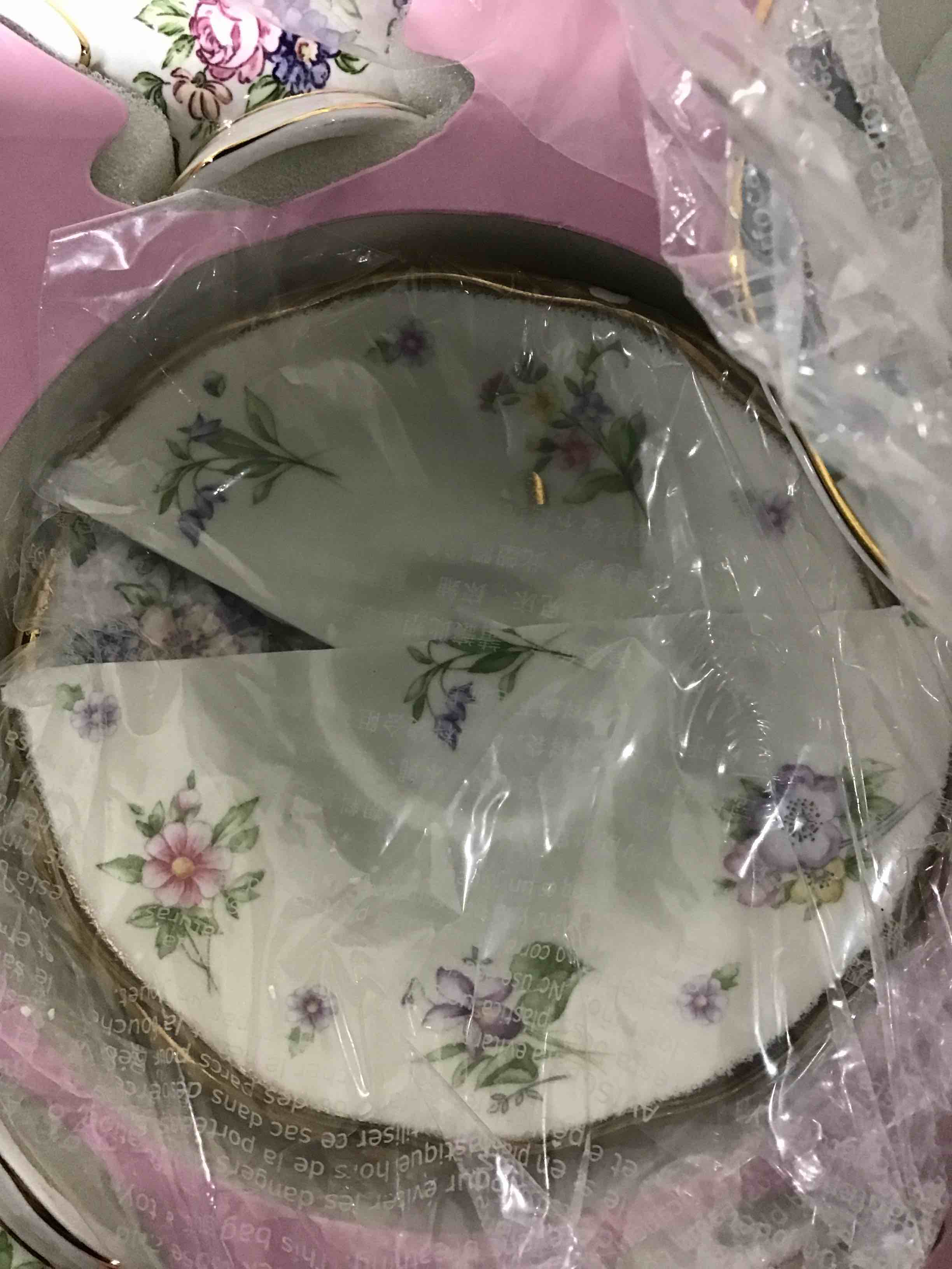 https://s3.amazonaws.com/lotting-images-prod/bidfta/RED6170370_1727883281247.jpeg